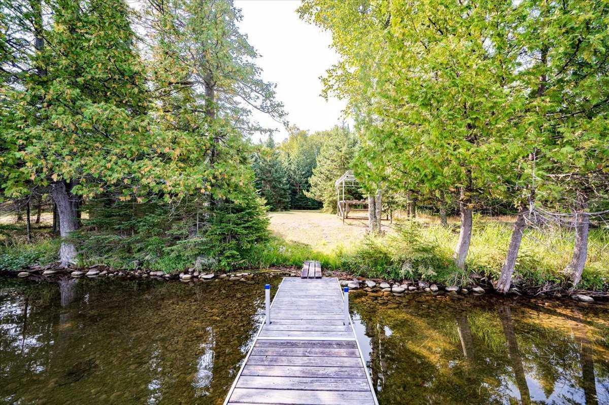 1994 single family home for sale at 51301 Pine Point Road in Bigfork, MN — 3 bed, 3 bath (photo 54 of 63)