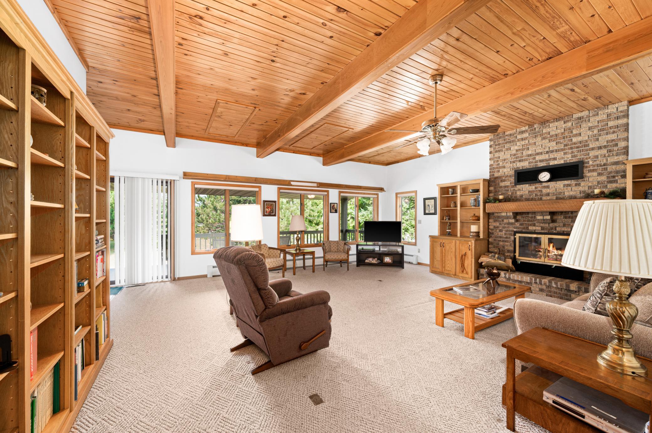 1994 single family home for sale at 51301 Pine Point Road in Bigfork, MN — 3 bed, 3 bath (photo 8 of 63)