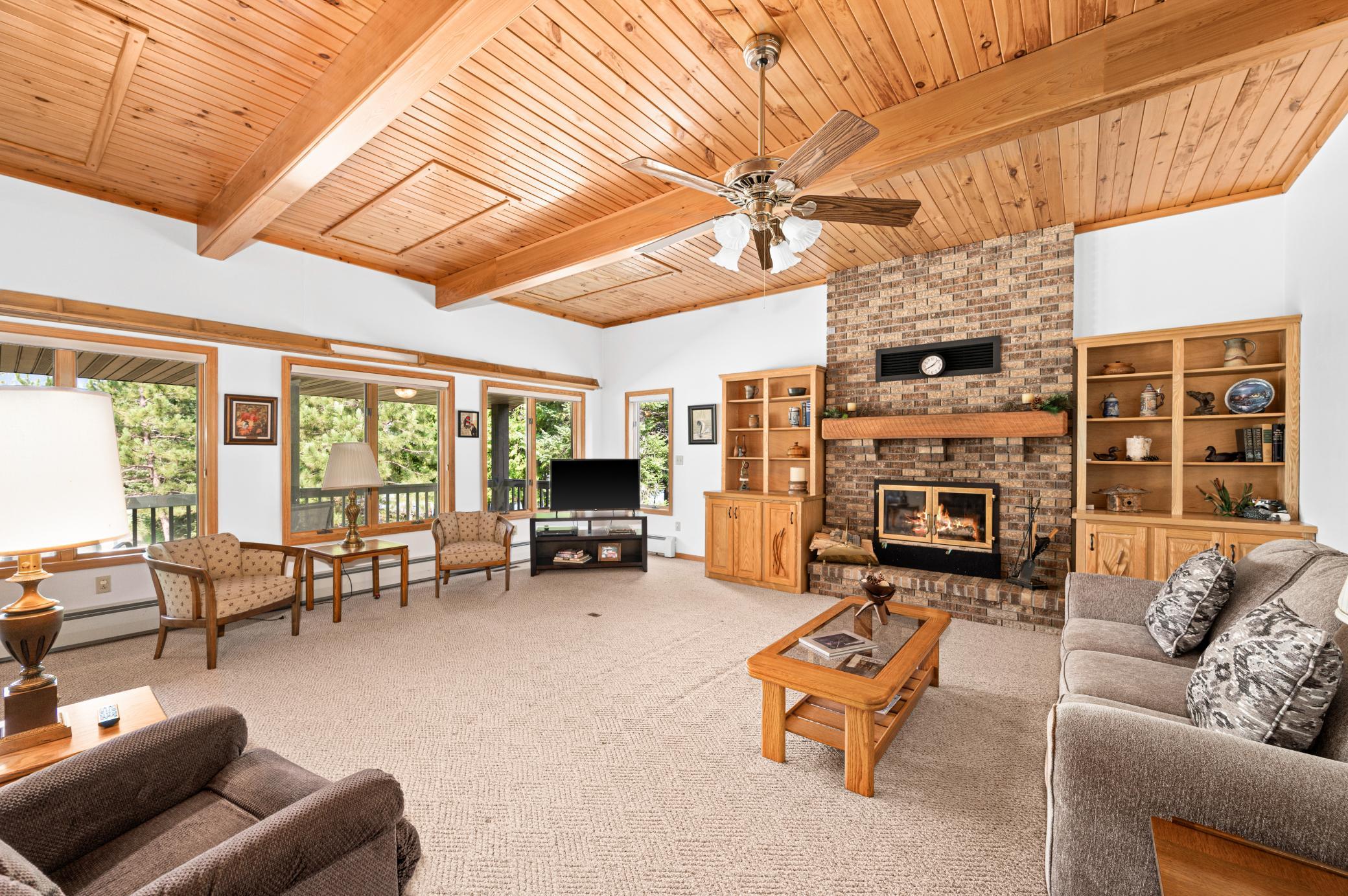 1994 single family home for sale at 51301 Pine Point Road in Bigfork, MN — 3 bed, 3 bath (photo 9 of 63)