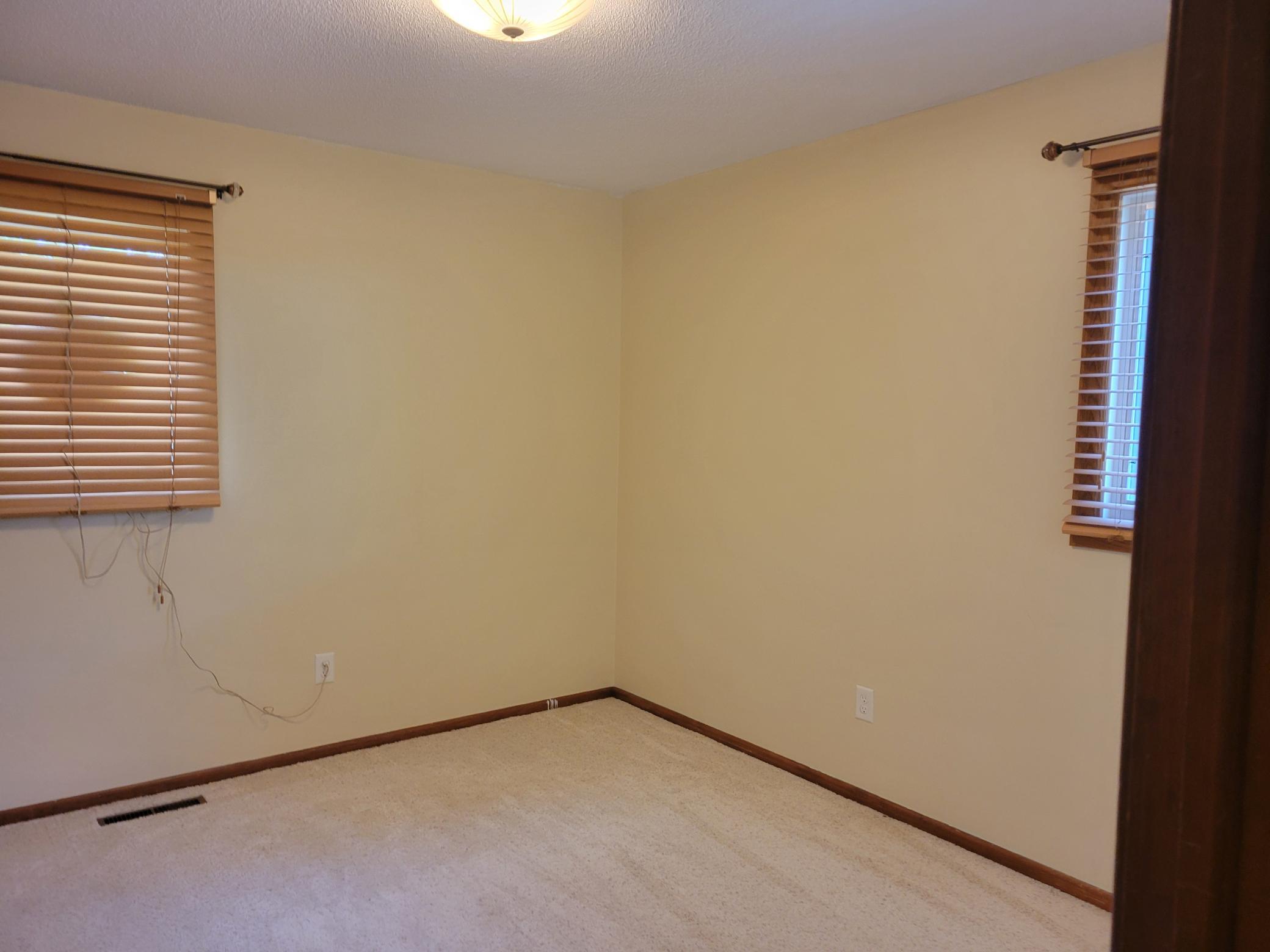 425 Spruce Avenue S, Thief River Falls MN 56701 - Photo 4 of 13