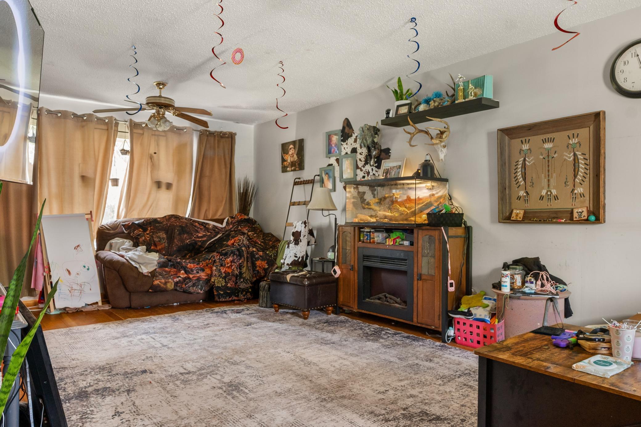 1955 single family home for sale at 1009 8th Street in Portland, ND — 3 bed, 2 bath (photo 3 of 10)