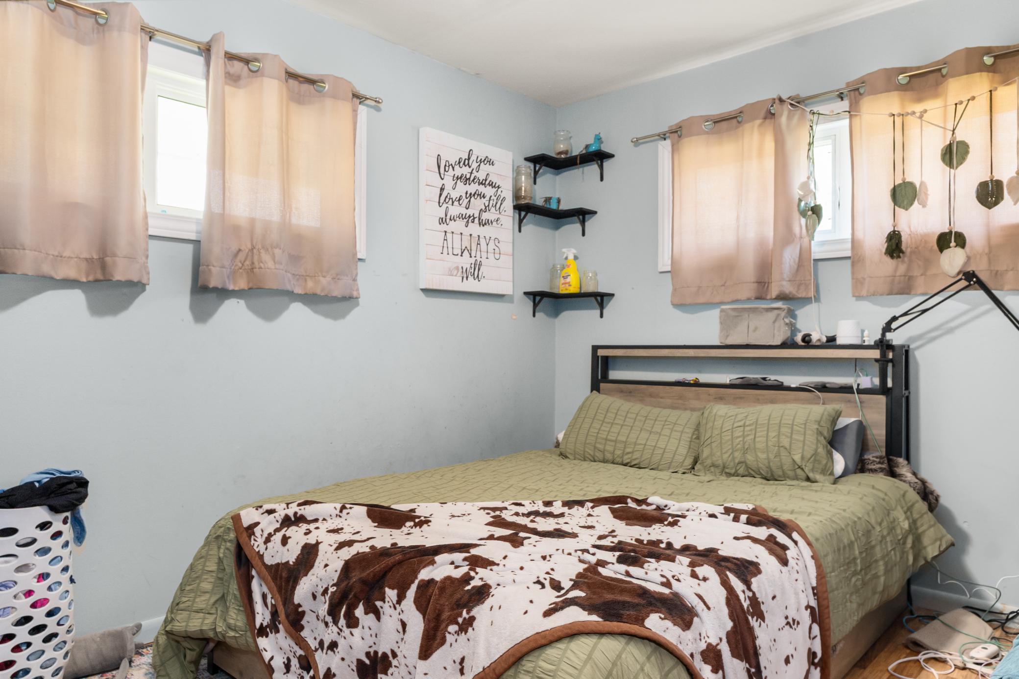1955 single family home for sale at 1009 8th Street in Portland, ND — 3 bed, 2 bath (photo 5 of 10)