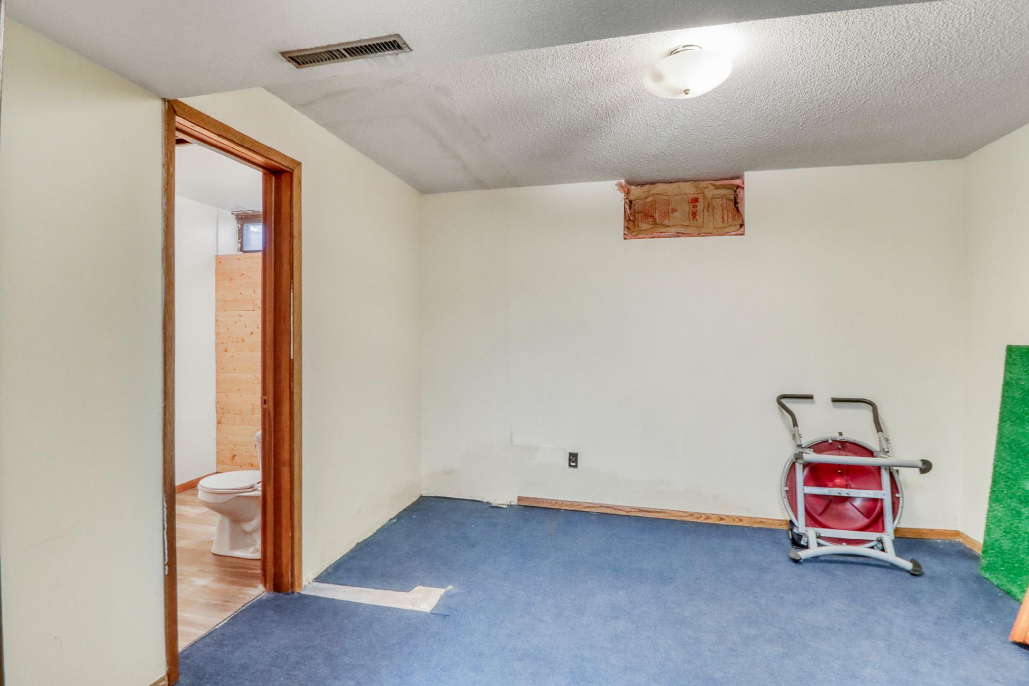 1315 Loring Avenue, Detroit Lakes MN 56501 - Photo 33 of 42