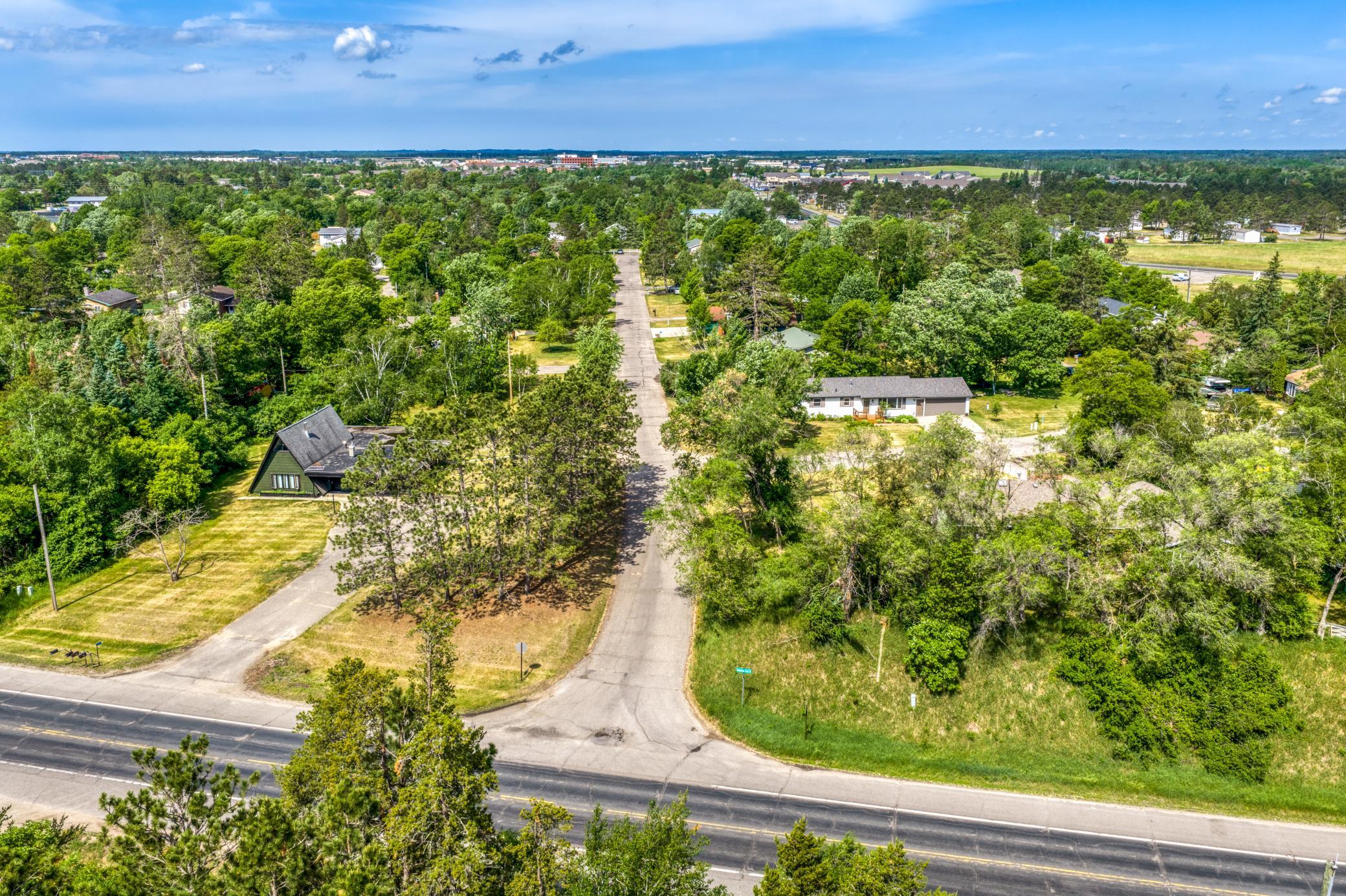1976 single family home for sale at 102 Robertson Drive NW in Bemidji, MN — 3 bed, 2 bath (photo 39 of 40)