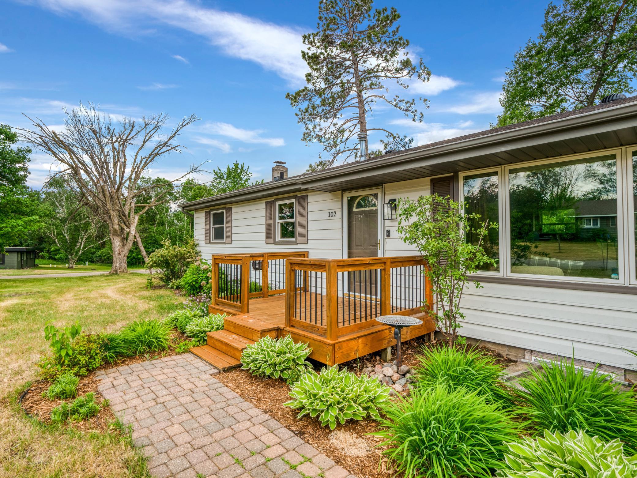 1976 single family home for sale at 102 Robertson Drive NW in Bemidji, MN — 3 bed, 2 bath (photo 30 of 49)