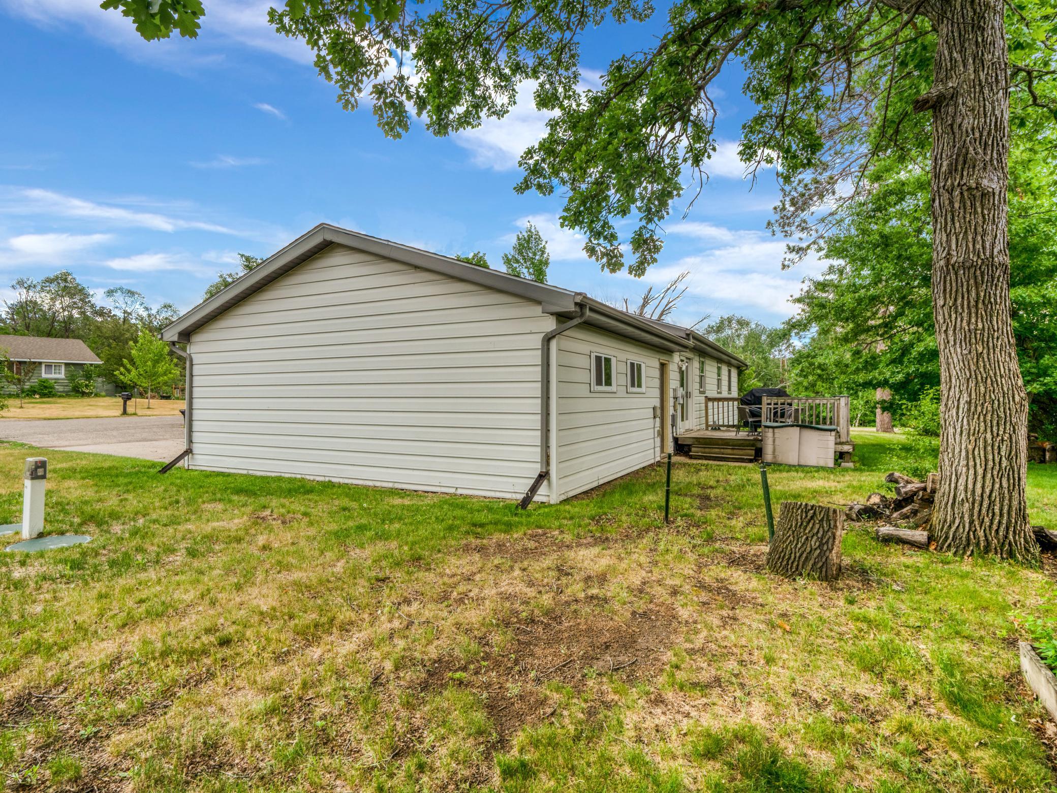1976 single family home for sale at 102 Robertson Drive NW in Bemidji, MN — 3 bed, 2 bath (photo 49 of 49)
