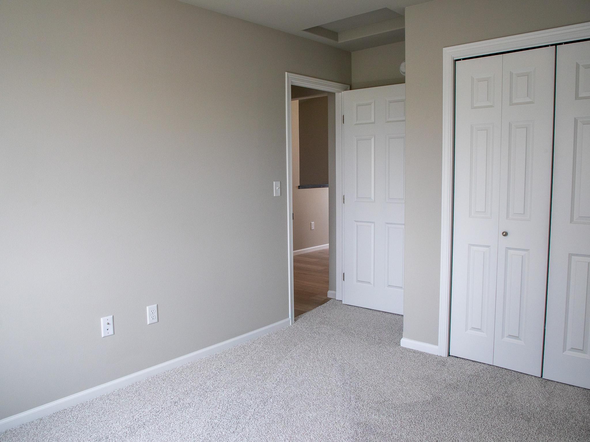 6782 Meadow View Drive S, Fargo ND 58104 - Photo 12 of 22