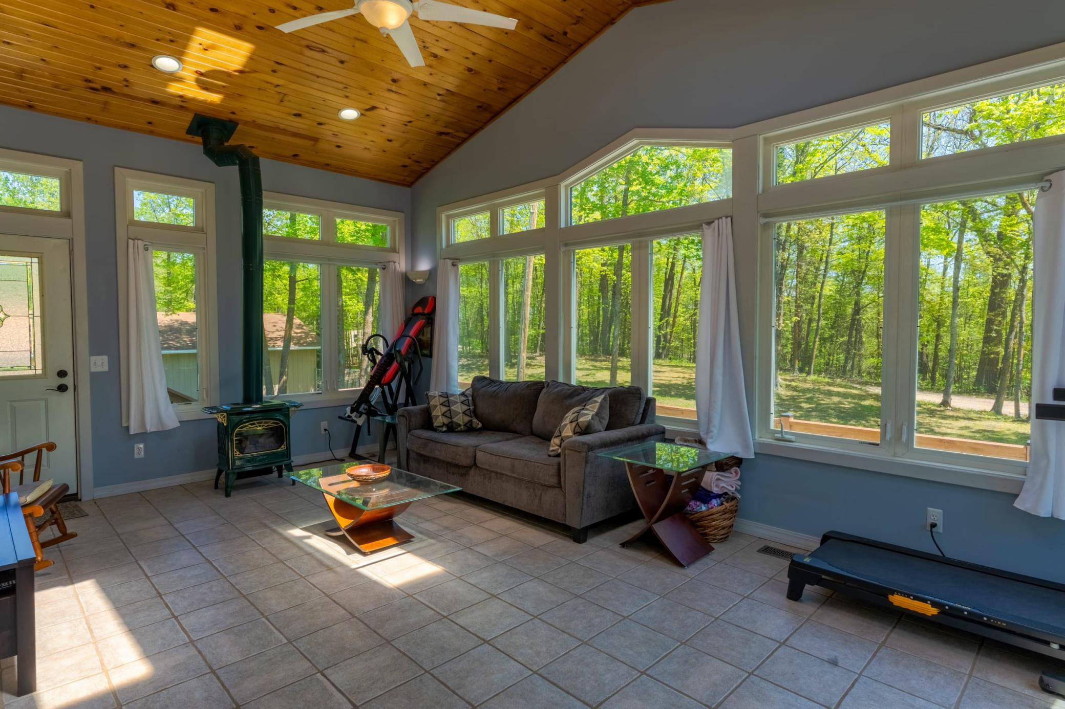 1972 single family home for sale at 20439 Continental Court NW in Bemidji, MN — 3 bed, 2 bath (photo 3 of 65)