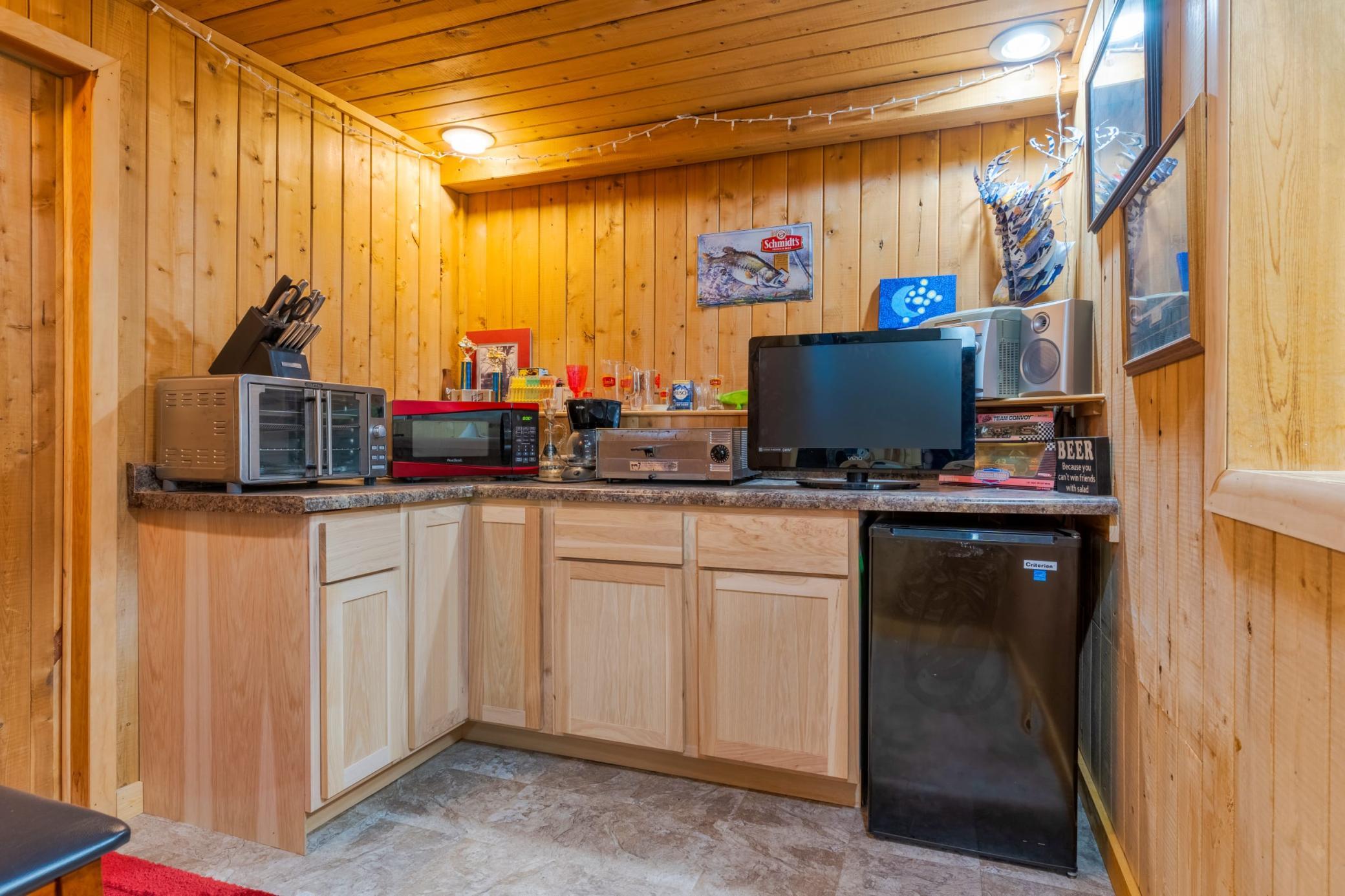 1972 single family home for sale at 20439 Continental Court NW in Bemidji, MN — 3 bed, 2 bath (photo 27 of 65)
