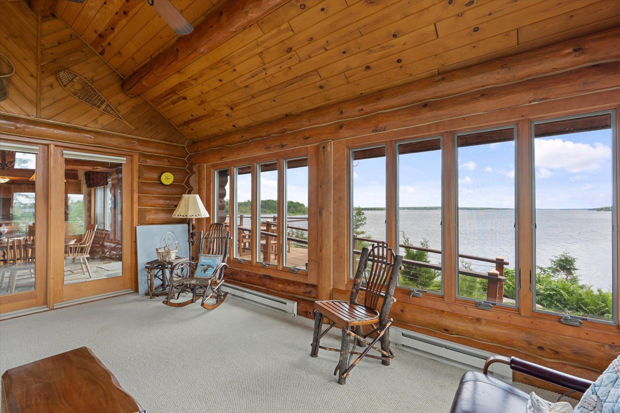 1982 single family home for sale at 7492 Old Whiskey Road in Pequot Lakes, MN — 4 bed, 4 bath (photo 8 of 36)