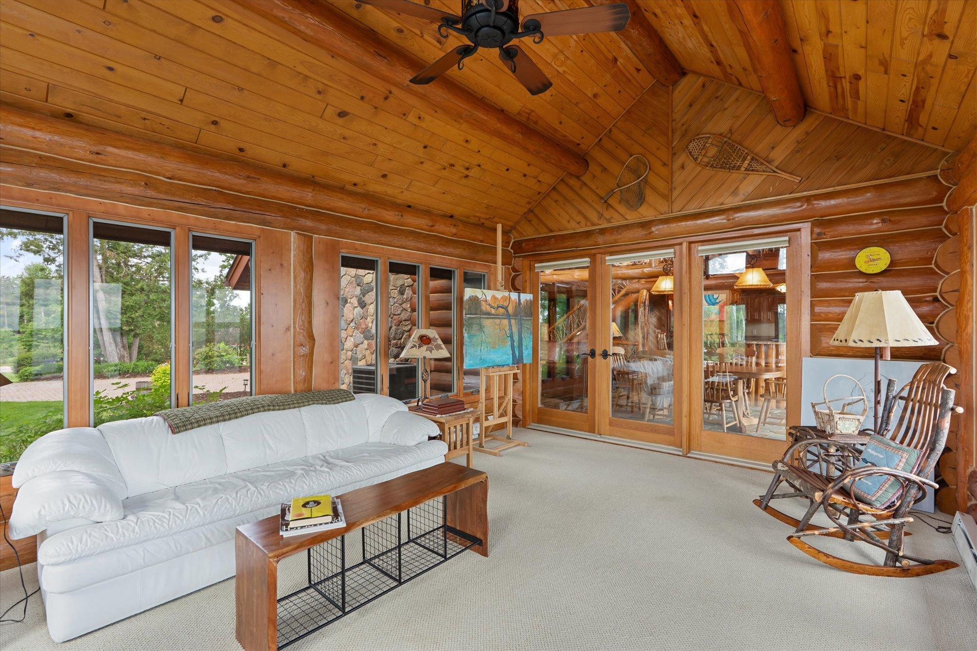 1982 single family home for sale at 7492 Old Whiskey Road in Pequot Lakes, MN — 4 bed, 4 bath (photo 9 of 36)