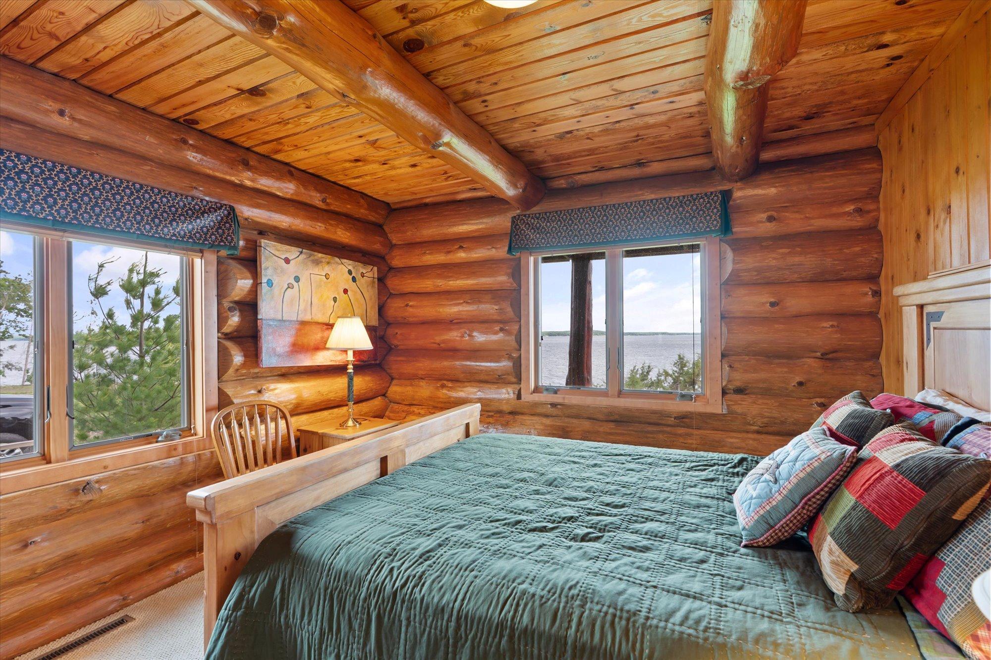 1982 single family home for sale at 7492 Old Whiskey Road in Pequot Lakes, MN — 4 bed, 4 bath (photo 10 of 36)