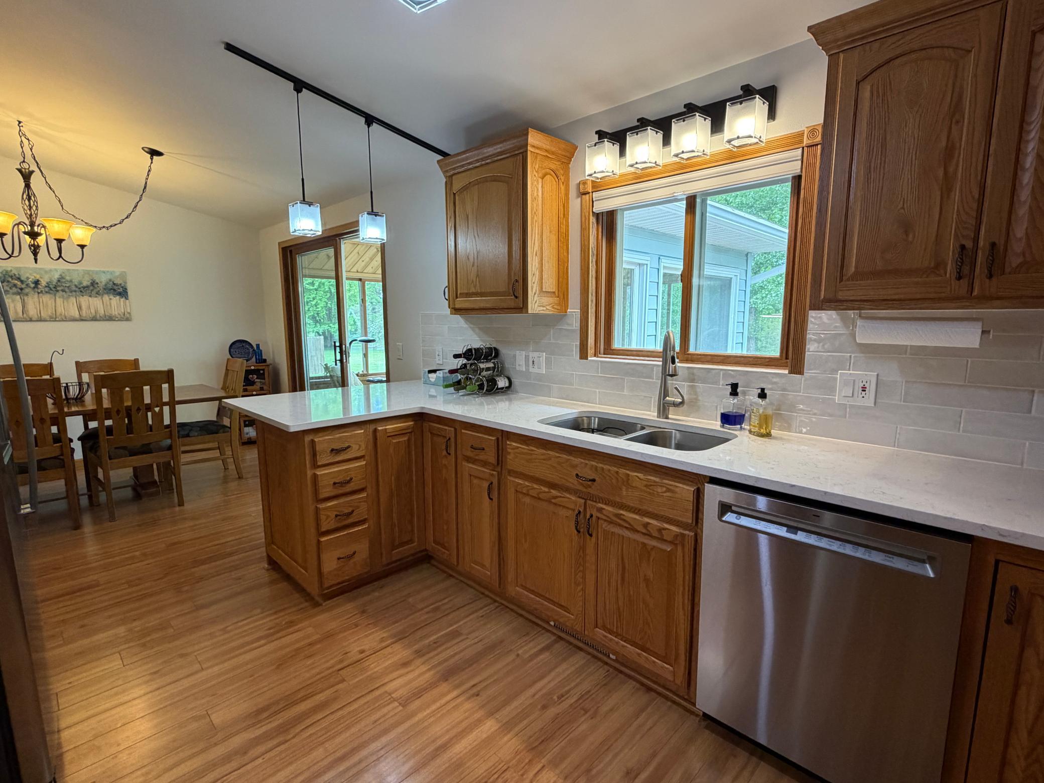 716 Main Avenue S, Roseau MN 56751 - Photo 3 of 41