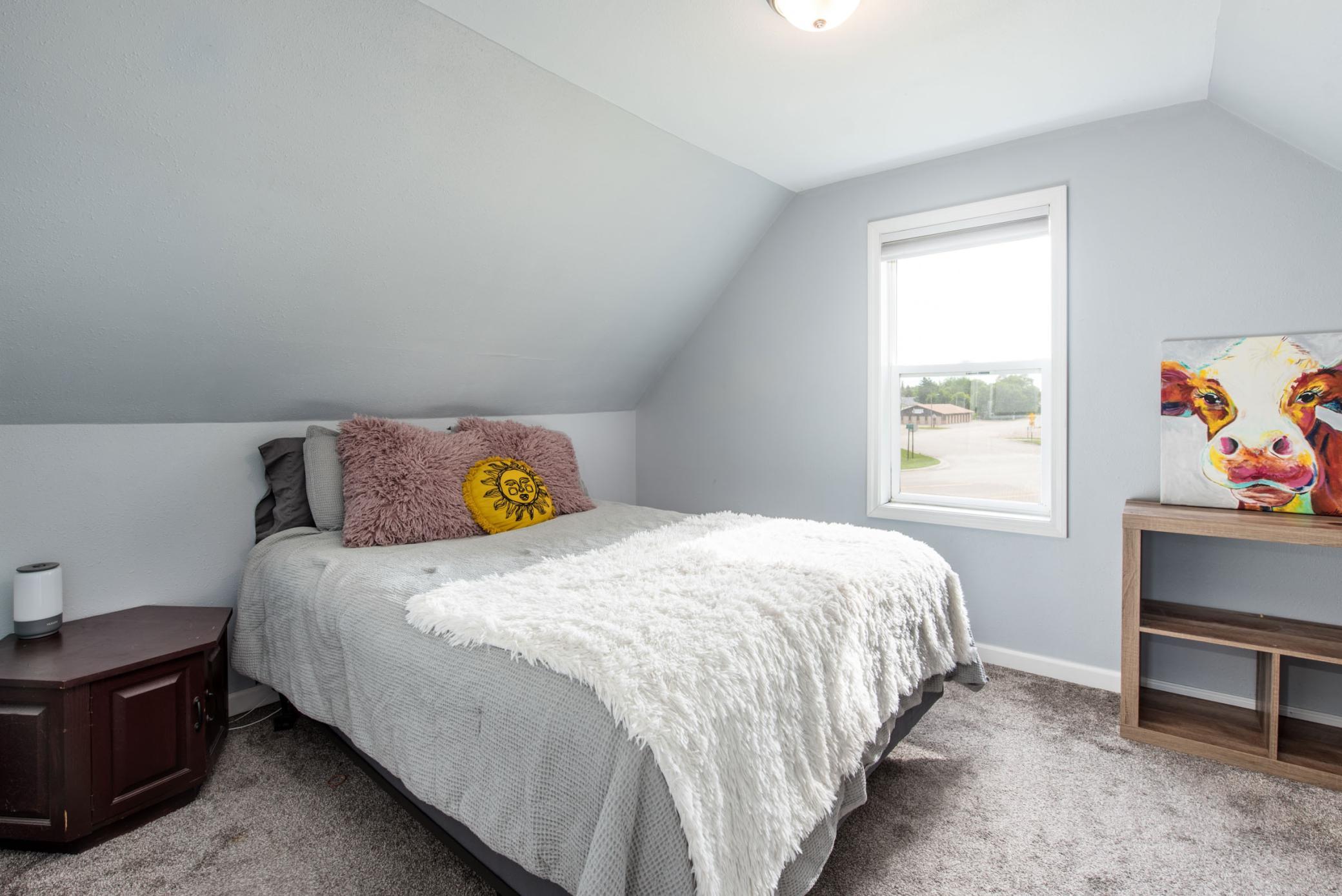 1895 single family home for sale at 402 Sanstead Street W in Garfield, MN — 2 bed, 1 bath (photo 11 of 22)