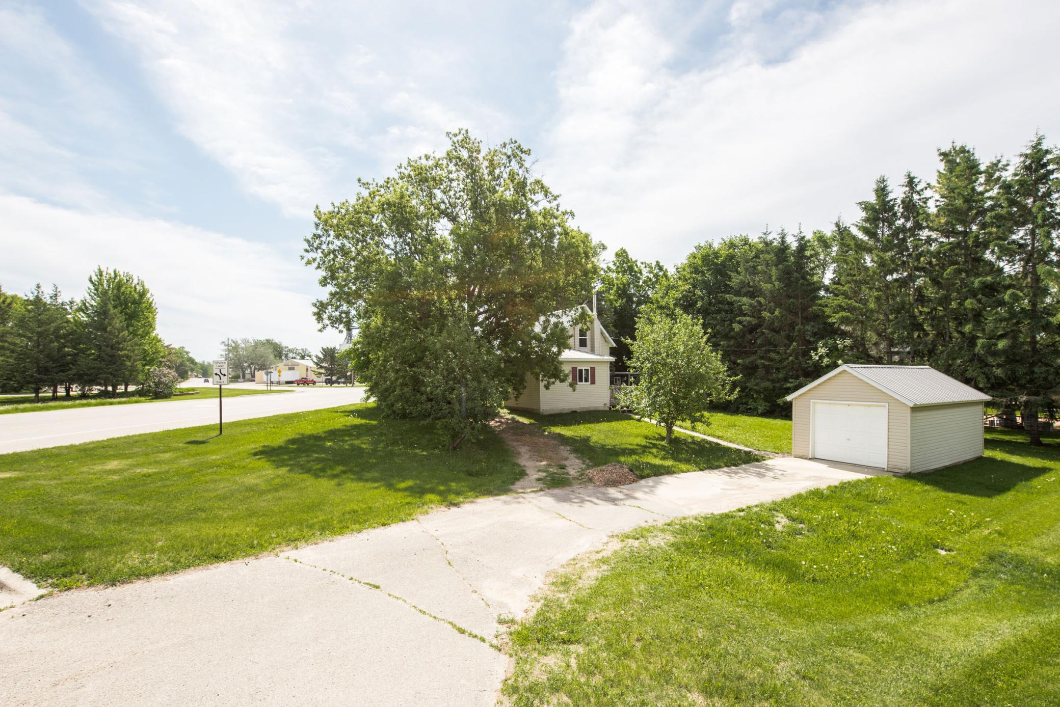 1895 single family home for sale at 402 Sanstead Street W in Garfield, MN — 2 bed, 1 bath (photo 20 of 22)