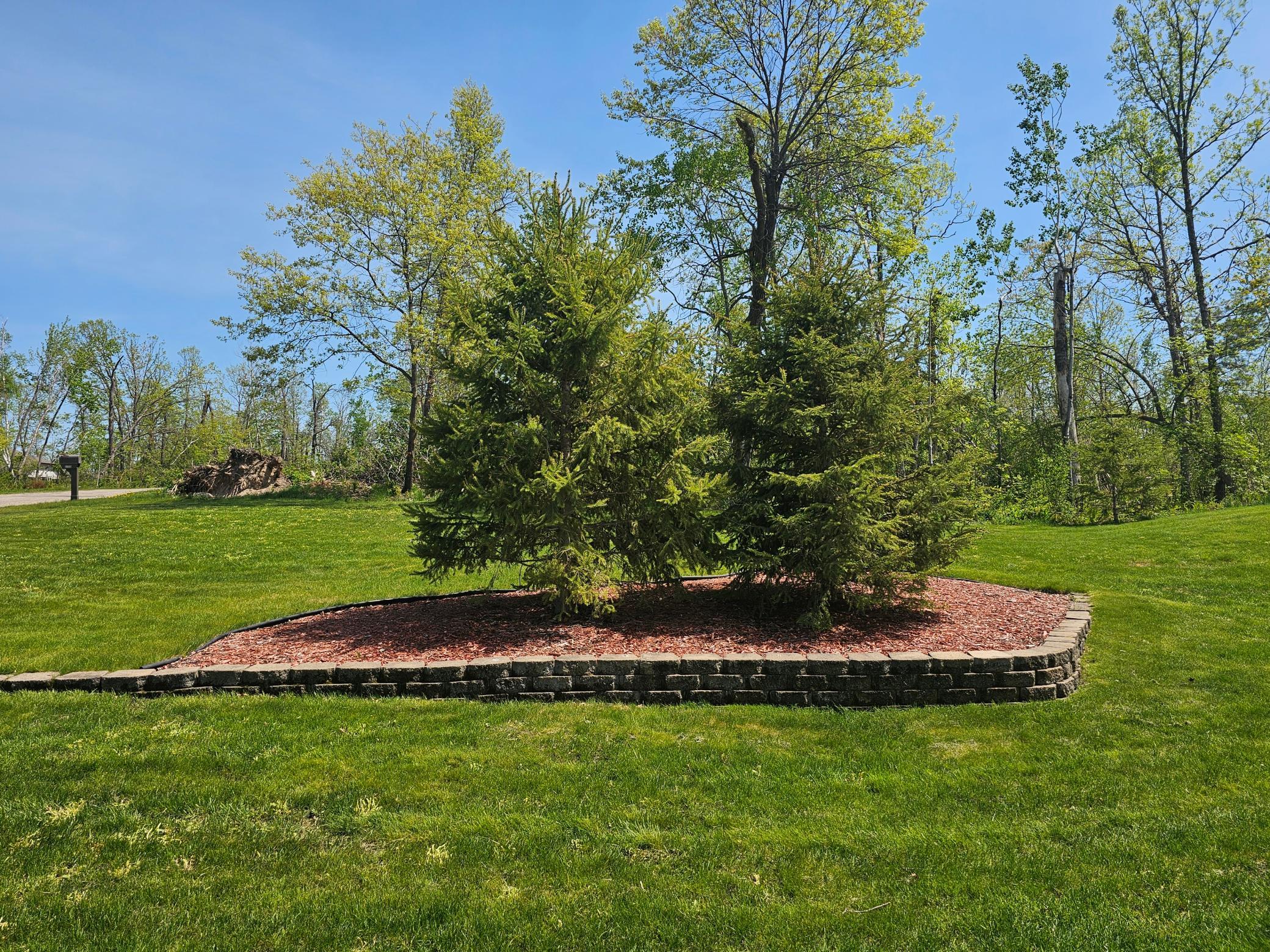 1979 single family home for sale at 3110 Saint Onge Drive NE in Bemidji, MN — 3 bed, 3 bath (photo 22 of 22)