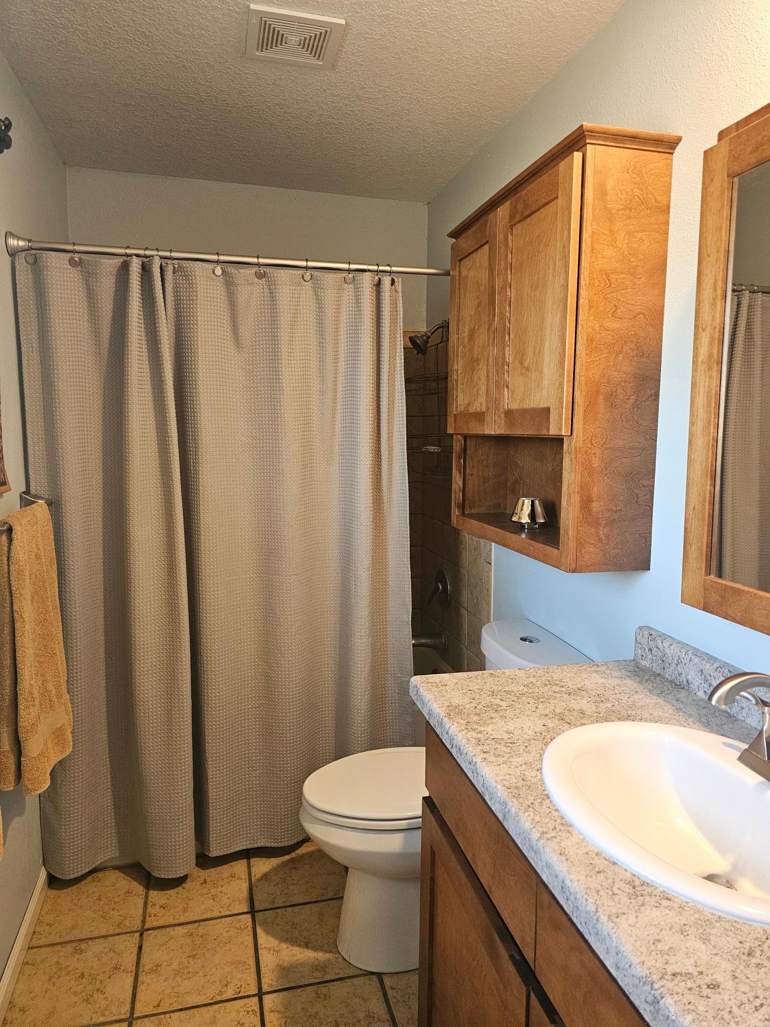 1979 single family home for sale at 3110 Saint Onge Drive NE in Bemidji, MN — 3 bed, 3 bath (photo 6 of 22)
