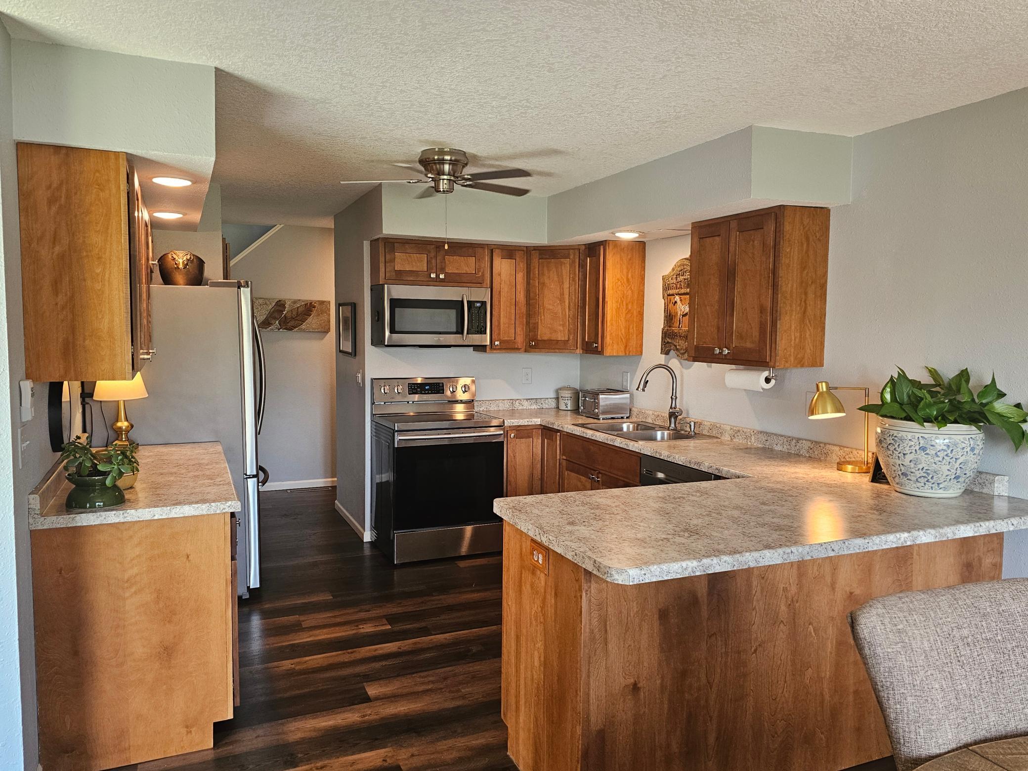 1979 single family home for sale at 3110 Saint Onge Drive NE in Bemidji, MN — 3 bed, 3 bath (photo 3 of 24)