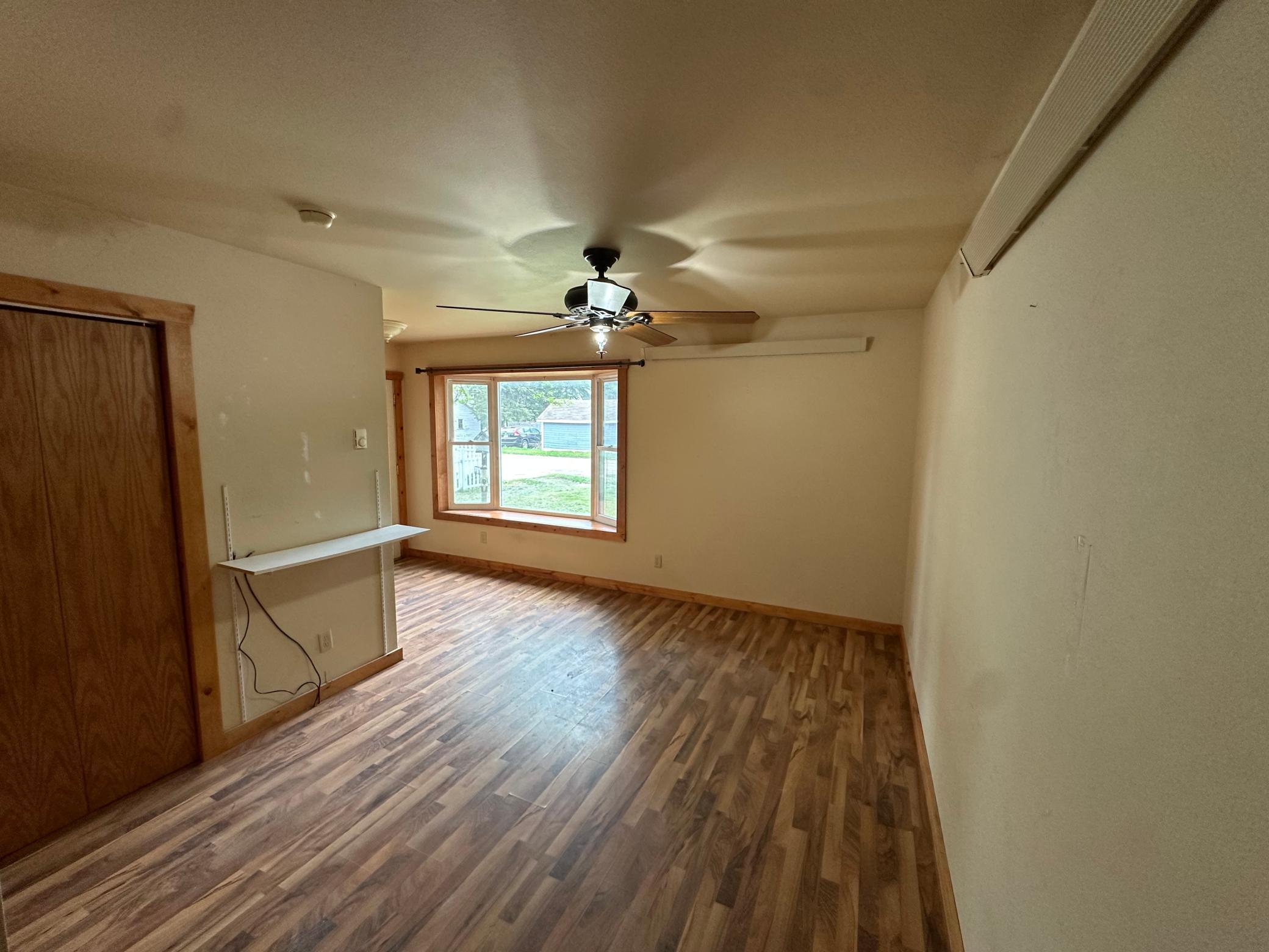815 Main Avenue N, Thief River Falls MN 56701 - Photo 6 of 21