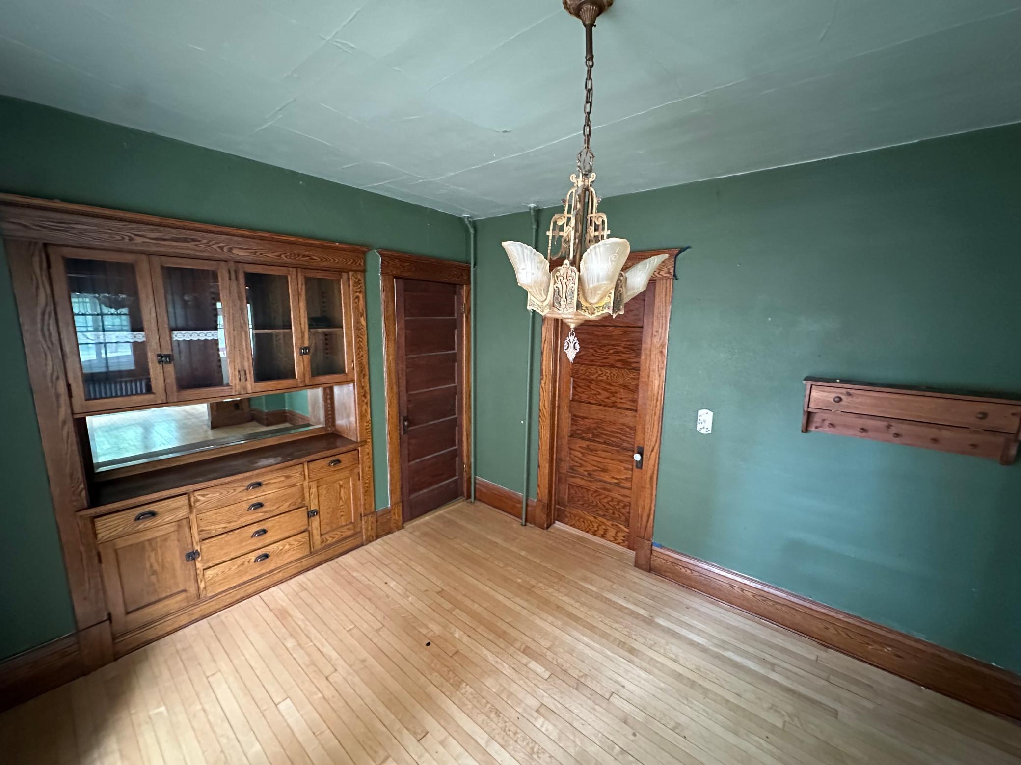 815 Main Avenue N, Thief River Falls MN 56701 - Photo 8 of 21