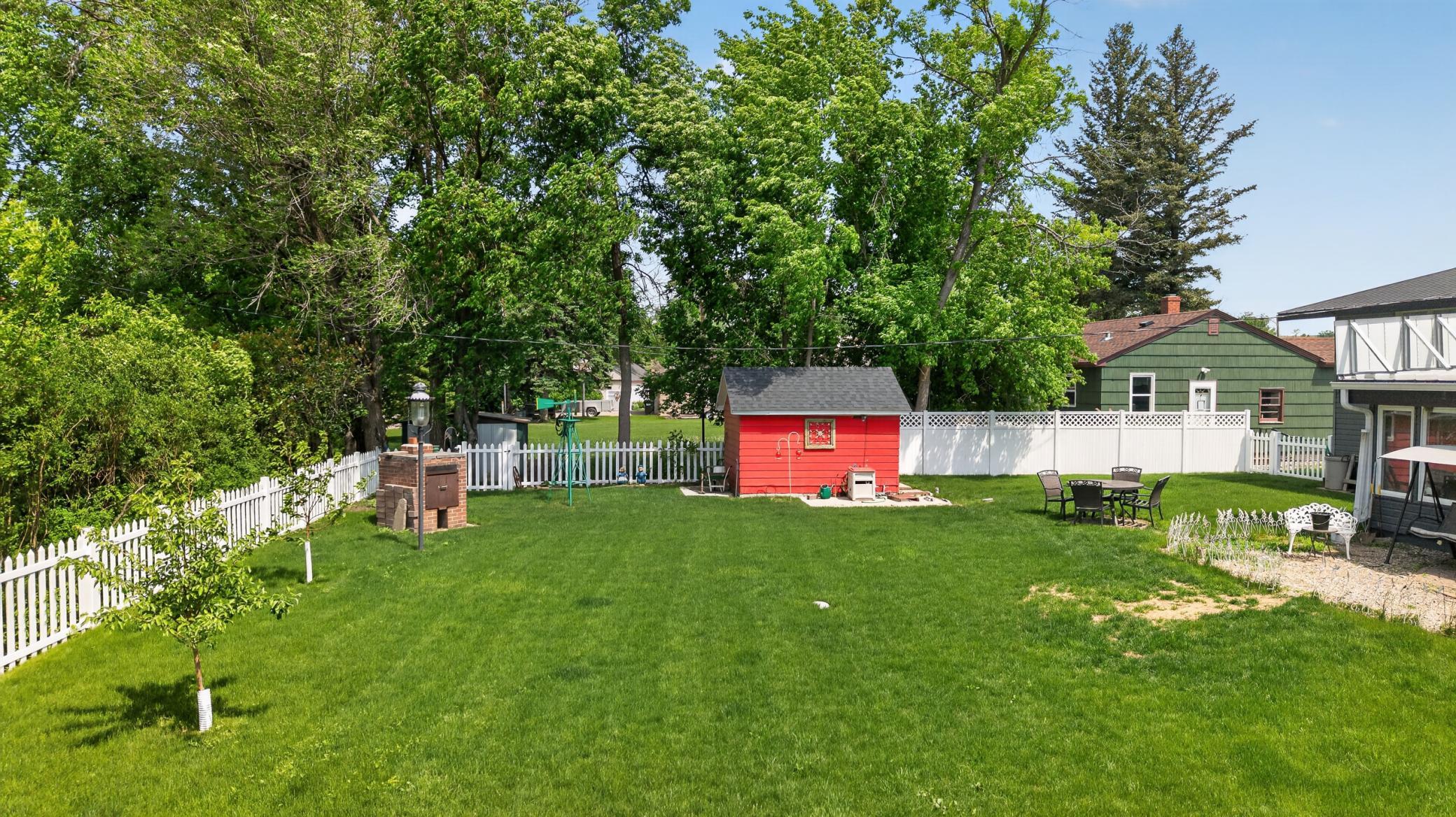 605 8th Avenue NE, Valley City ND 58072 - Photo 39 of 48