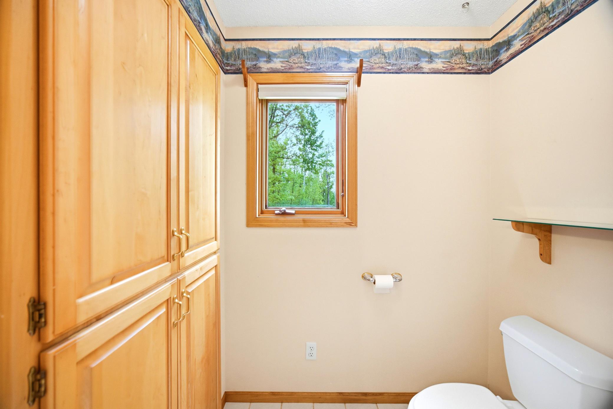 1998 single family home for sale at 17079 Paw Print Drive in Laporte, MN — 4 bed, 3 bath (photo 18 of 60)