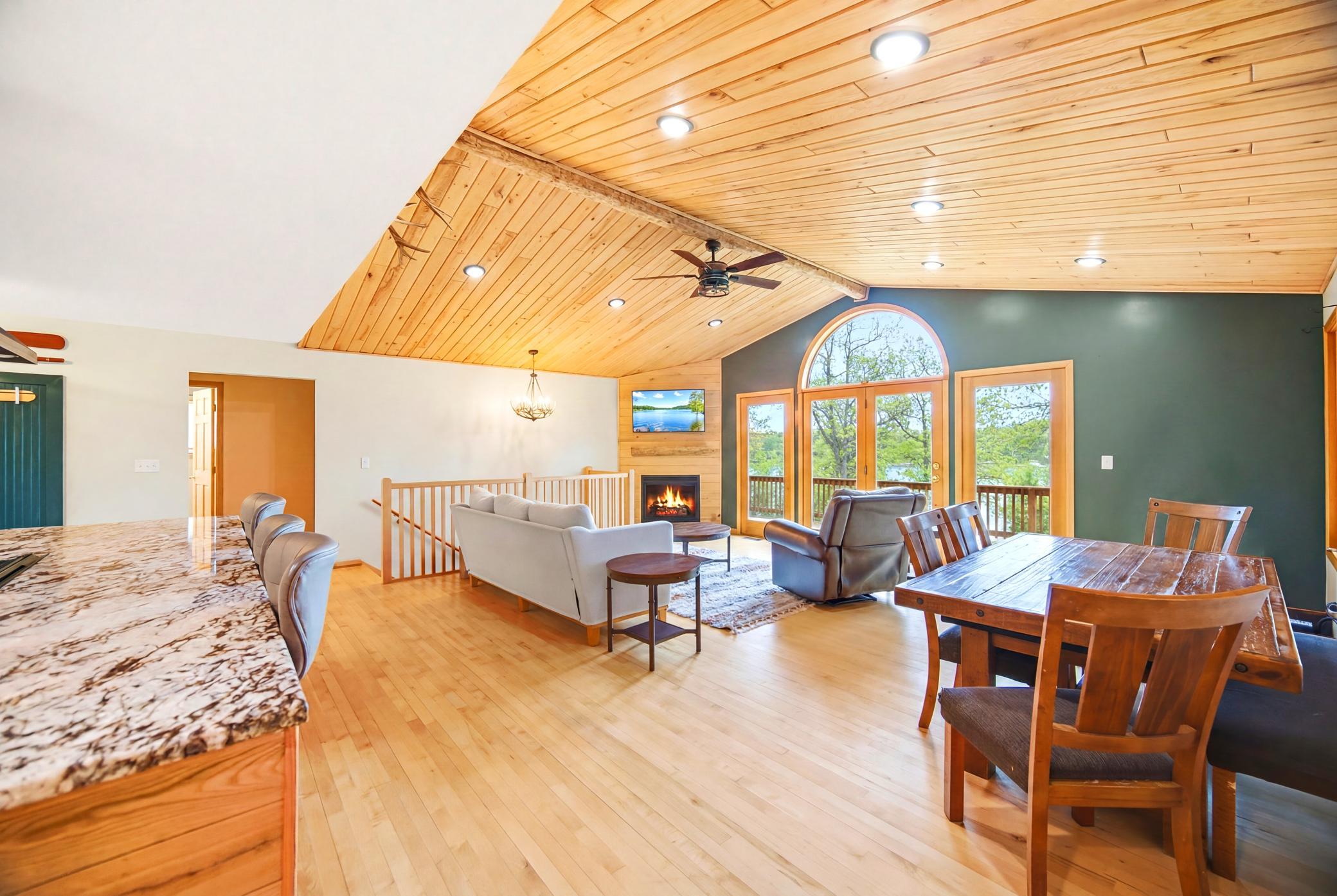 1998 single family home for sale at 17079 Paw Print Drive in Laporte, MN — 4 bed, 3 bath (photo 10 of 60)