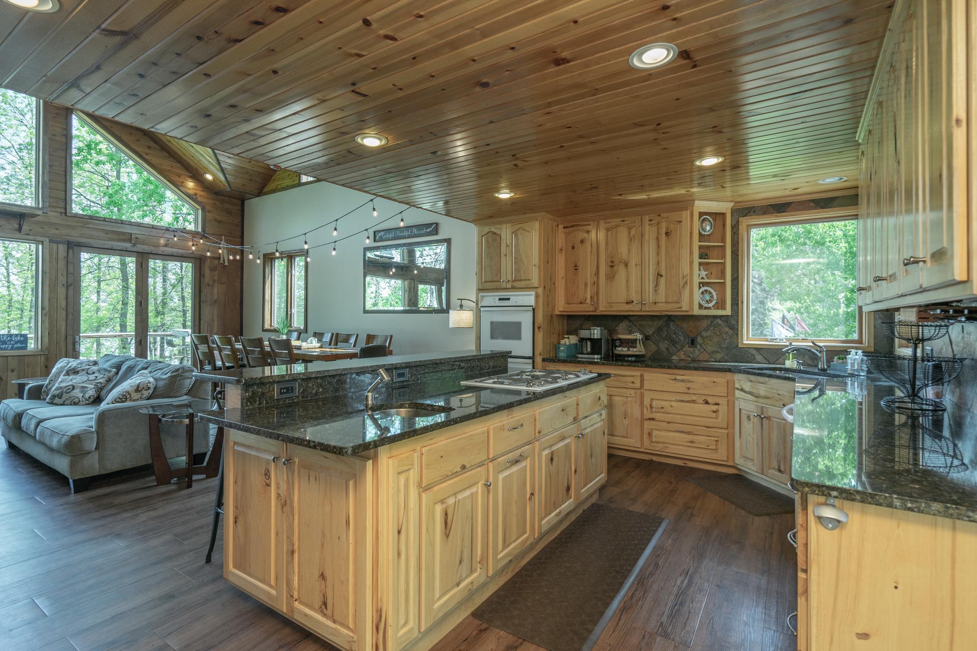 2008 single family home for sale at 47221 220th Place in McGregor, MN — 3 bed, 5 bath (photo 12 of 83)