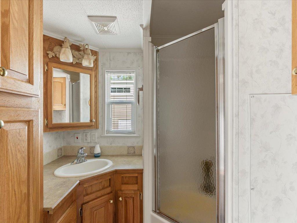 2004 single family home for sale at 15827 Wilderness Trail, Unit 80 in Crosslake, MN — 2 bed, 1 bath (photo 16 of 39)