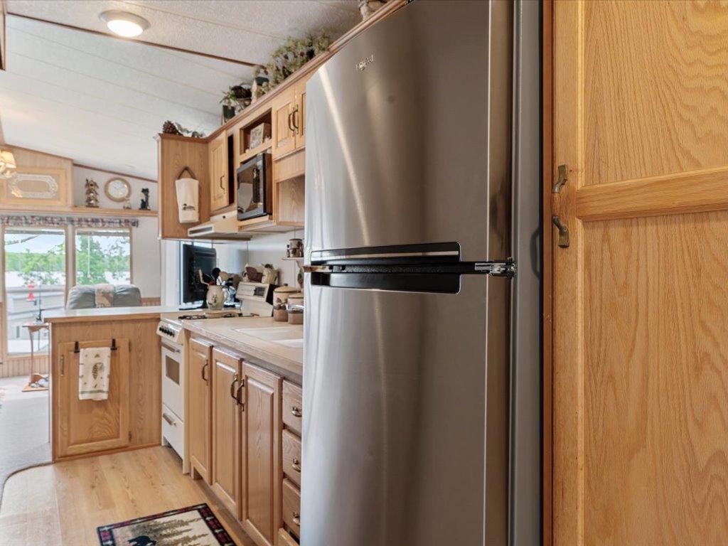 1991 single family home for sale at 15827 Wilderness Trail, Unit 53 in Crosslake, MN — 2 bed, 1 bath (photo 11 of 49)