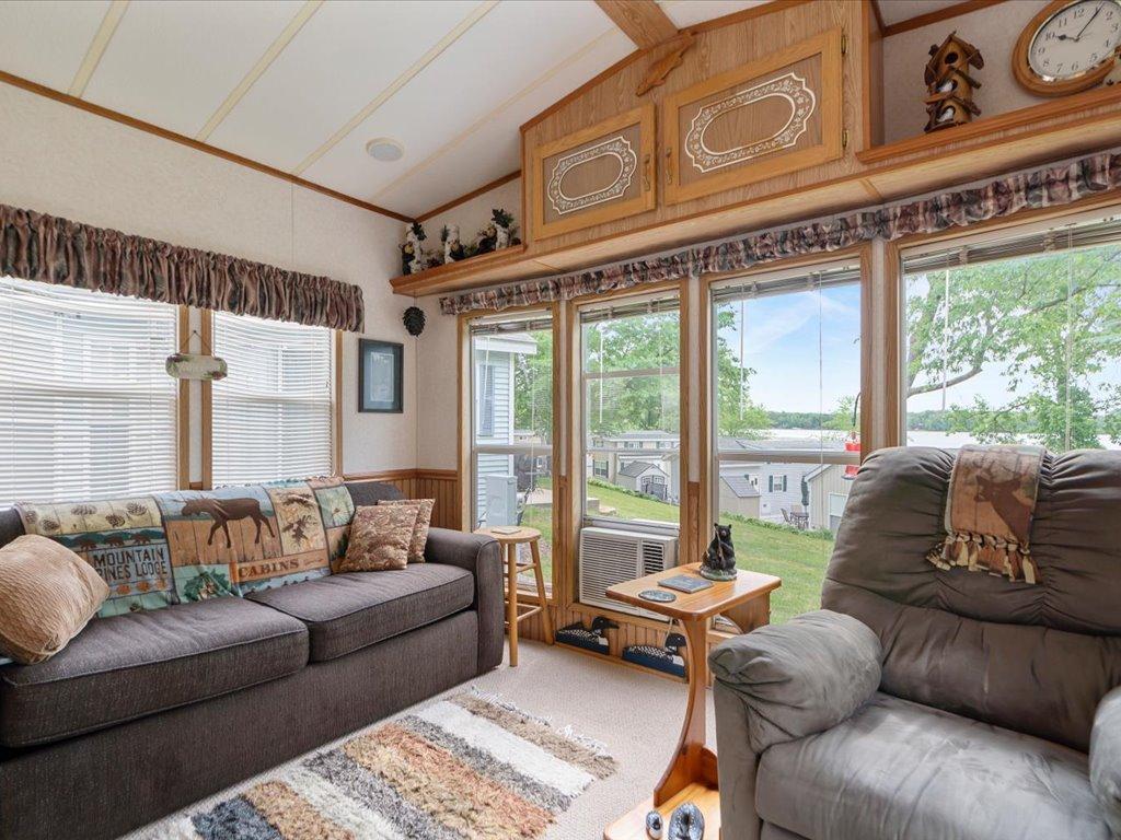 1991 single family home for sale at 15827 Wilderness Trail, Unit 53 in Crosslake, MN — 2 bed, 1 bath (photo 5 of 49)