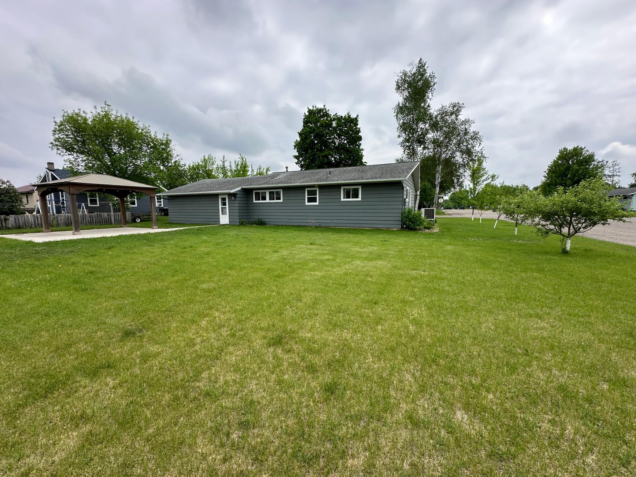 824 Irving Avenue SW, Wadena MN 56482 - Photo 29 of 35