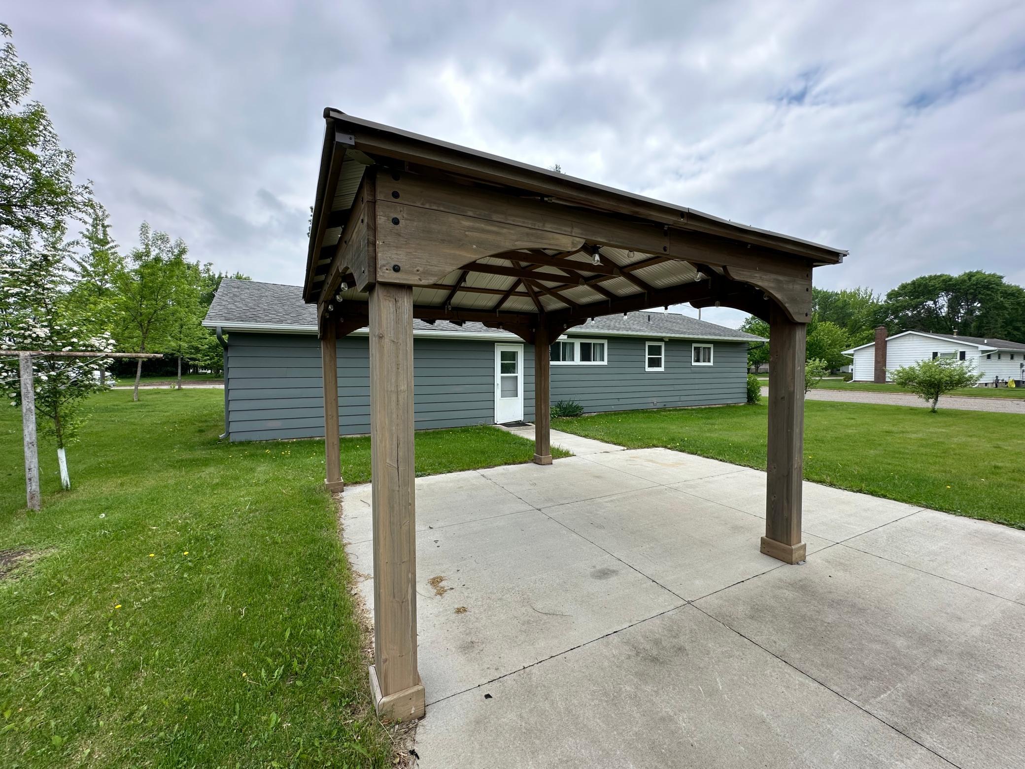 824 Irving Avenue SW, Wadena MN 56482 - Photo 31 of 35