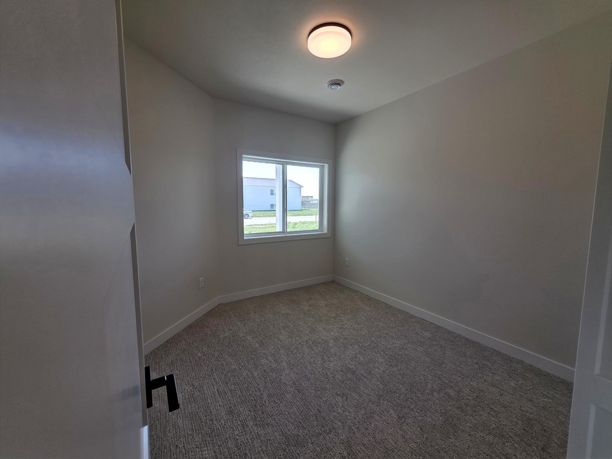 1600 5th Avenue NE, Dilworth MN 56529 - Photo 23 of 64