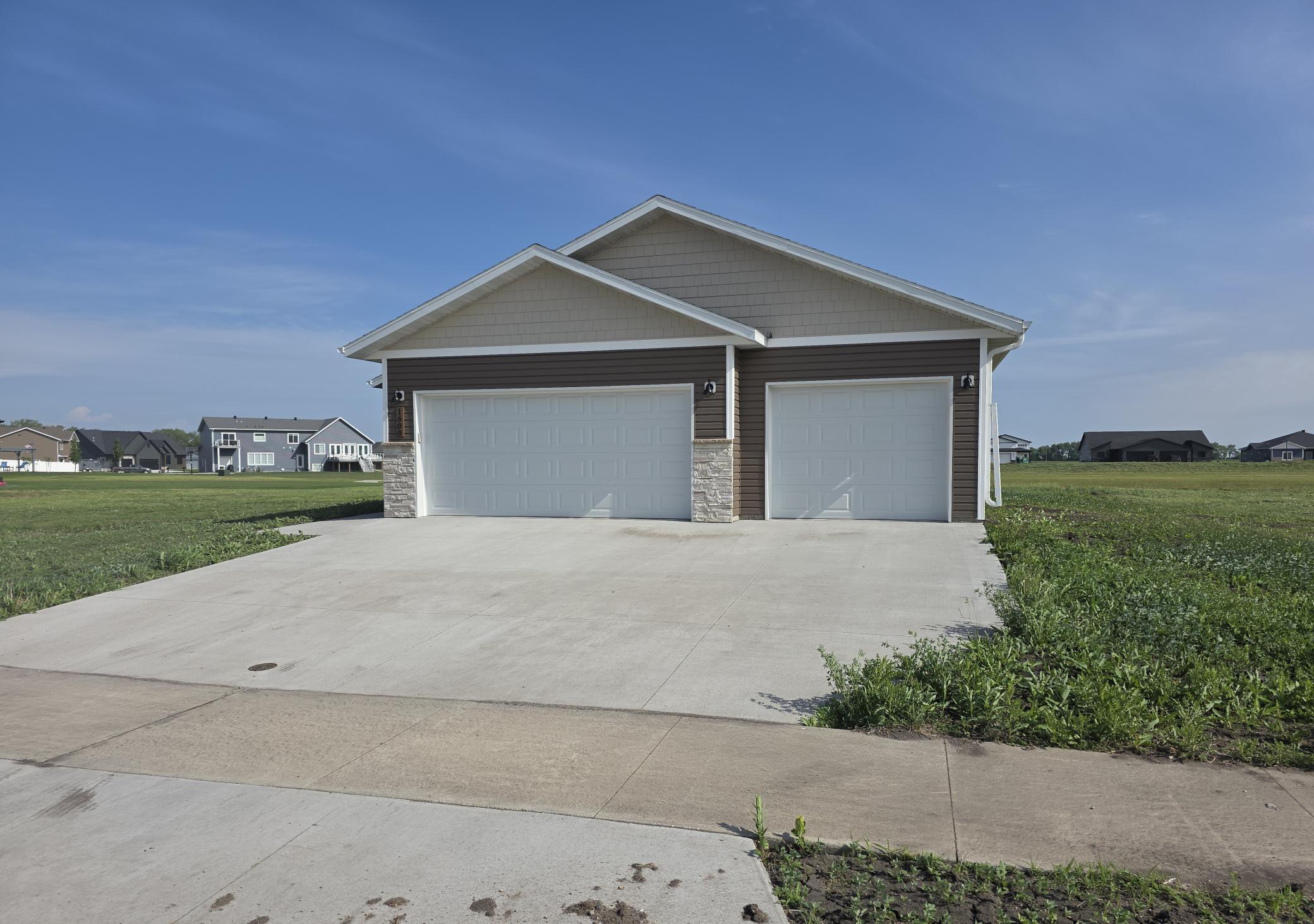 1600 5th Avenue NE, Dilworth MN 56529 - Photo 5 of 64
