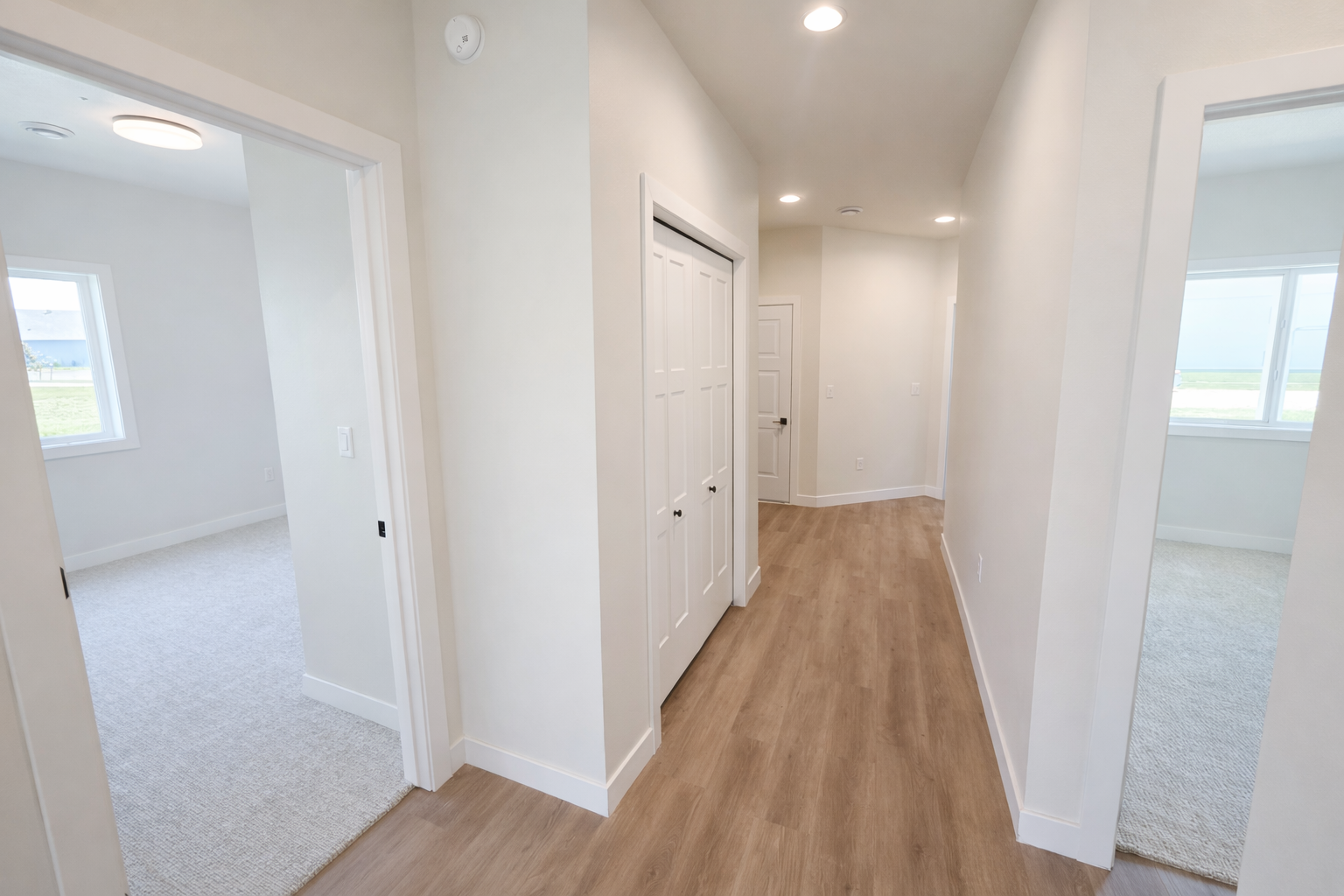 2025 single family home for sale at 1600 5th Avenue NE in Dilworth, MN — 3 bed, 2 bath (photo 16 of 40)