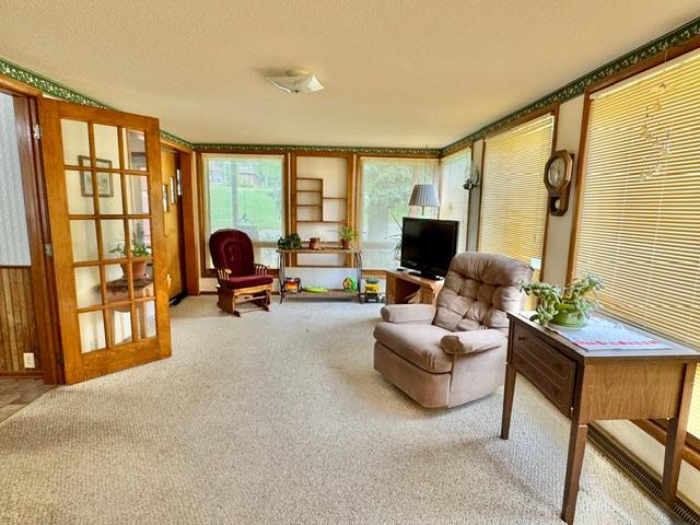 1960 single family home for sale at 508 2nd Street SE in Pelican Rapids, MN — 3 bed, 2 bath (photo 7 of 12)