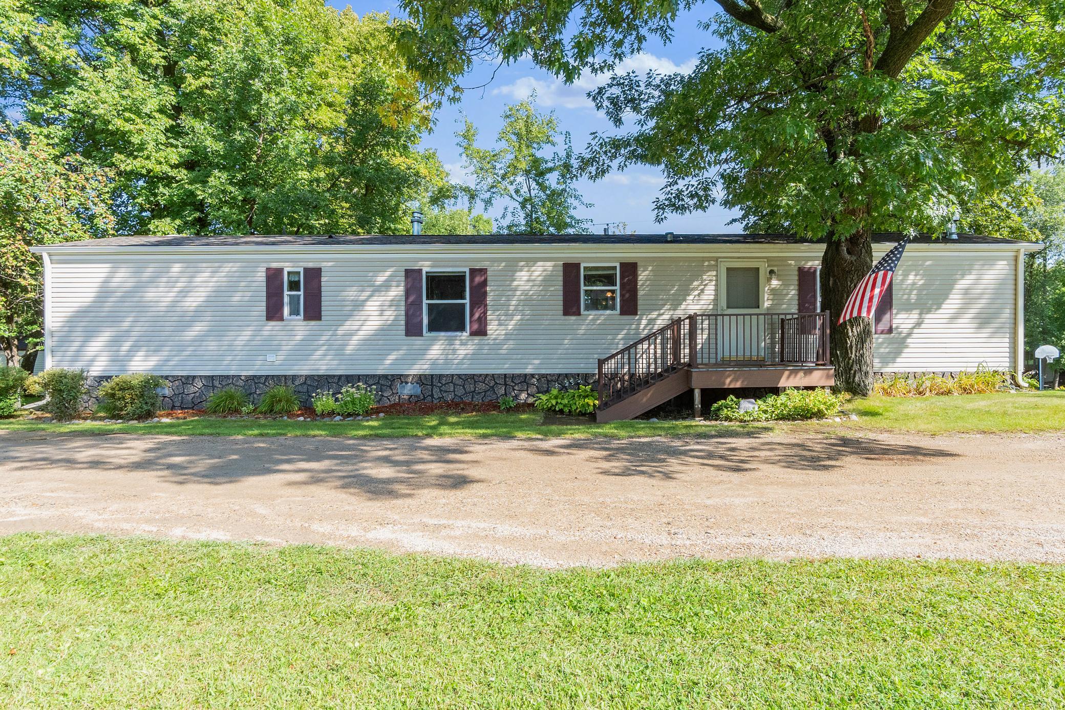2006 single family home for sale at 12935 Miltona Bay Road NE, Unit 11 in Alexandria, MN — 2 bed, 1 bath (photo 5 of 33)
