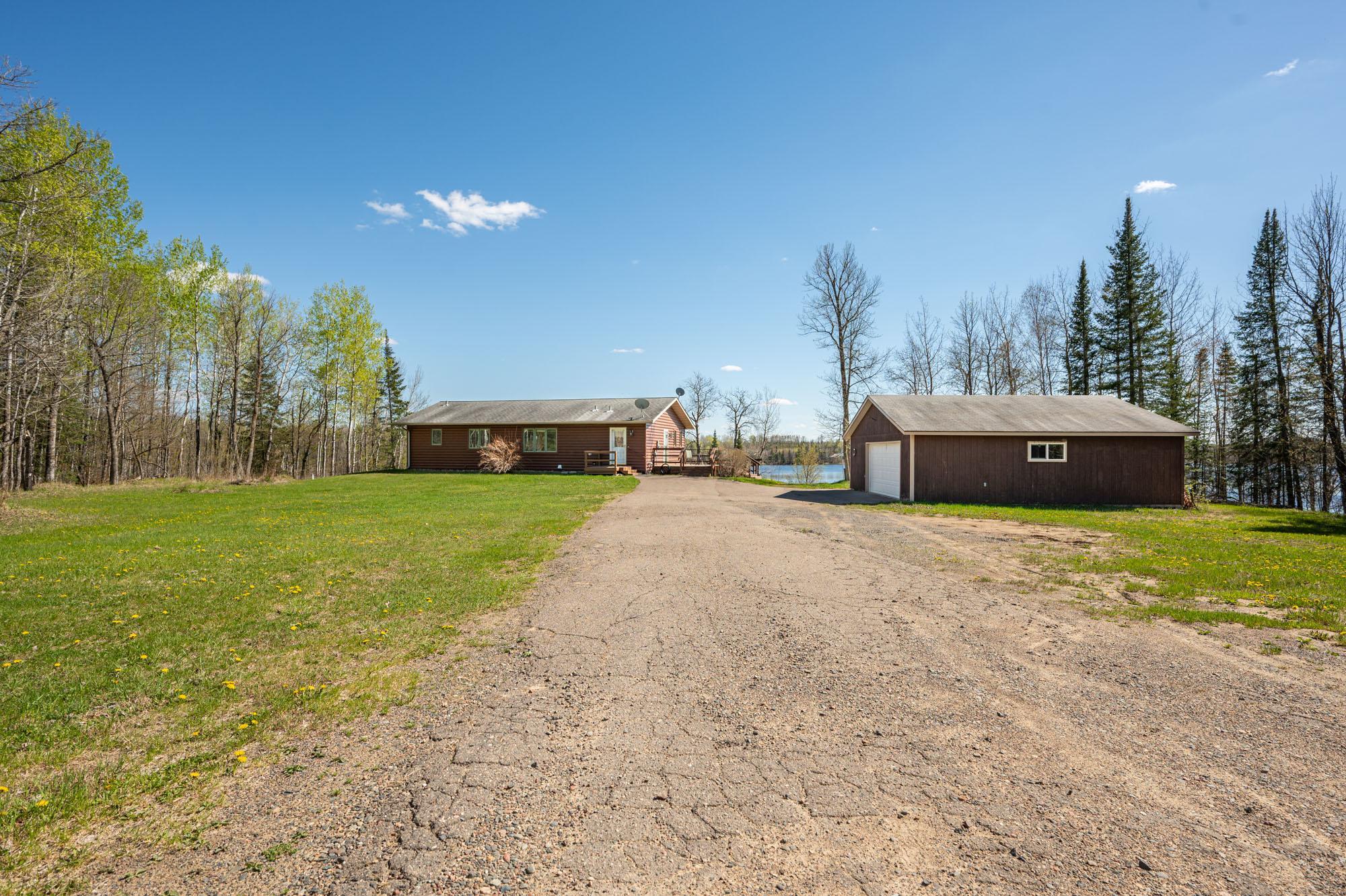 2008 single family home for sale at 27162 County Road 16 in Hibbing, MN — 2 bed, 3 bath (photo 2 of 50)