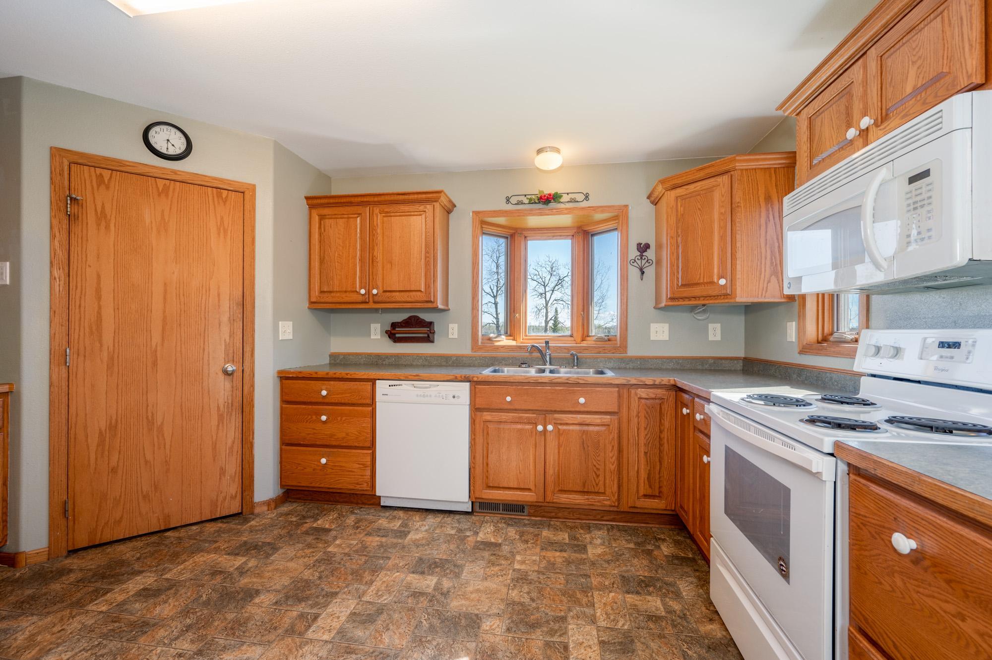 2008 single family home for sale at 27162 County Road 16 in Hibbing, MN — 2 bed, 3 bath (photo 19 of 50)
