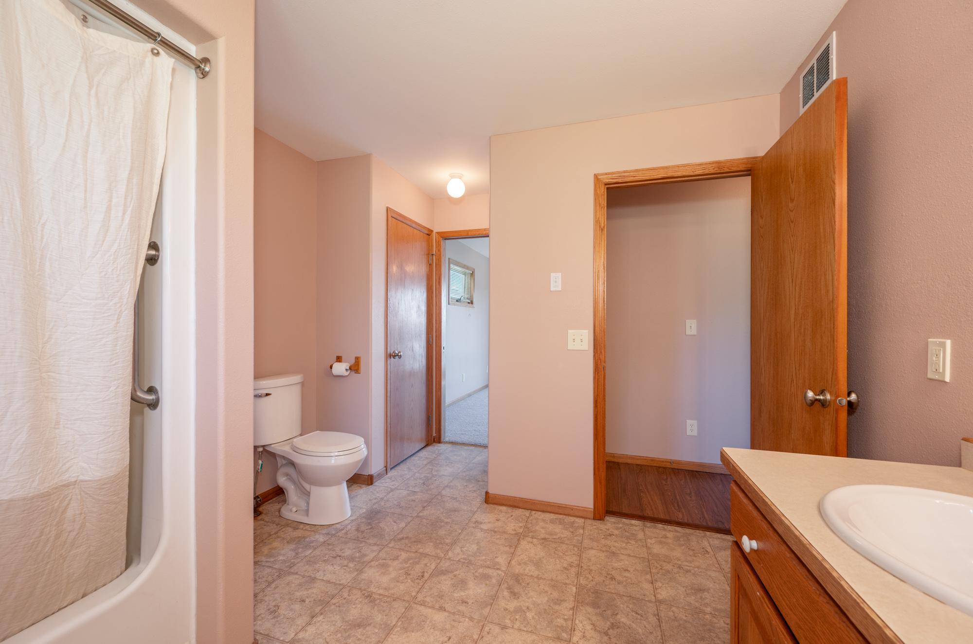 2008 single family home for sale at 27162 County Road 16 in Hibbing, MN — 2 bed, 3 bath (photo 35 of 50)