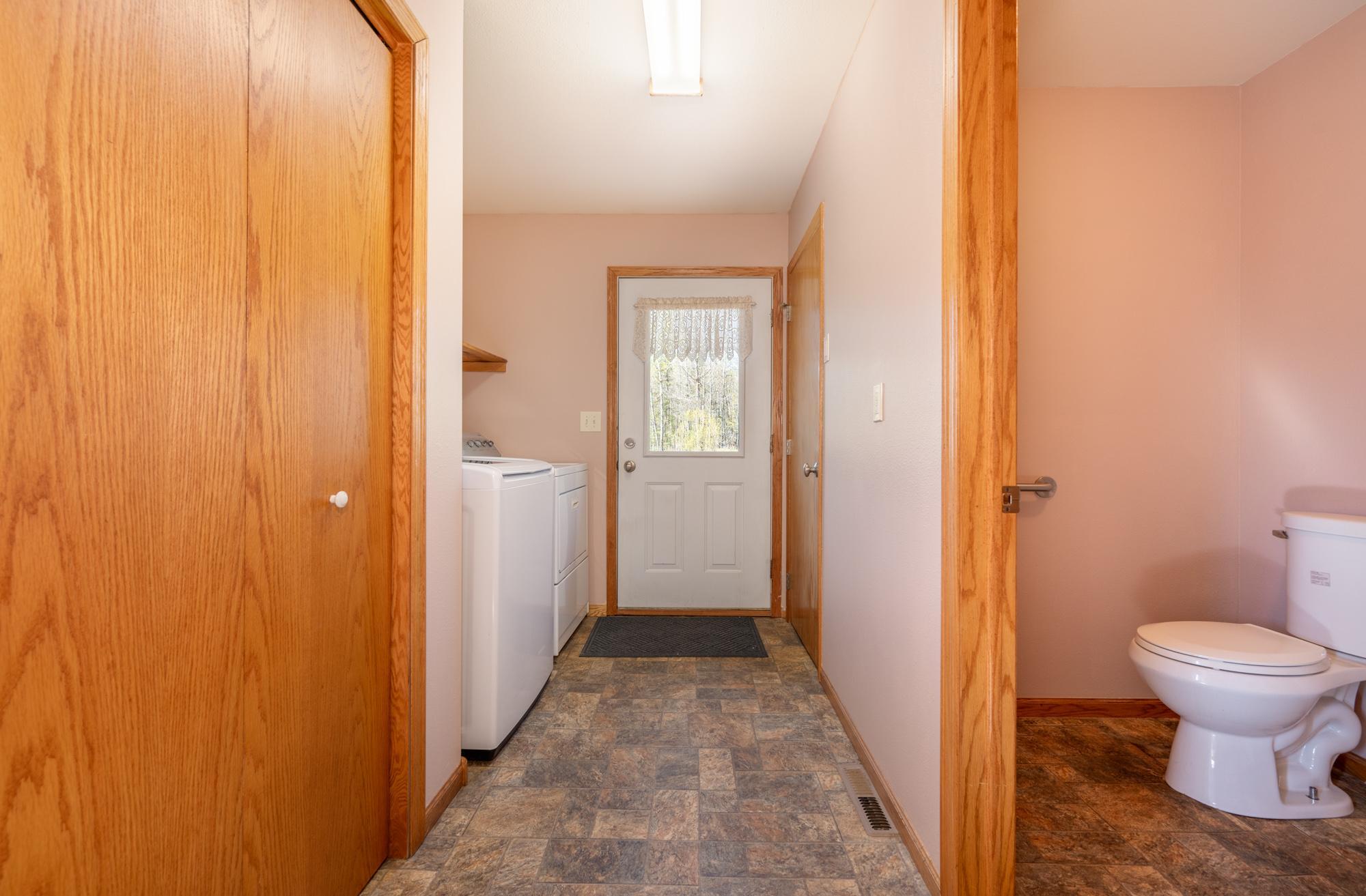 2008 single family home for sale at 27162 County Road 16 in Hibbing, MN — 2 bed, 3 bath (photo 37 of 50)