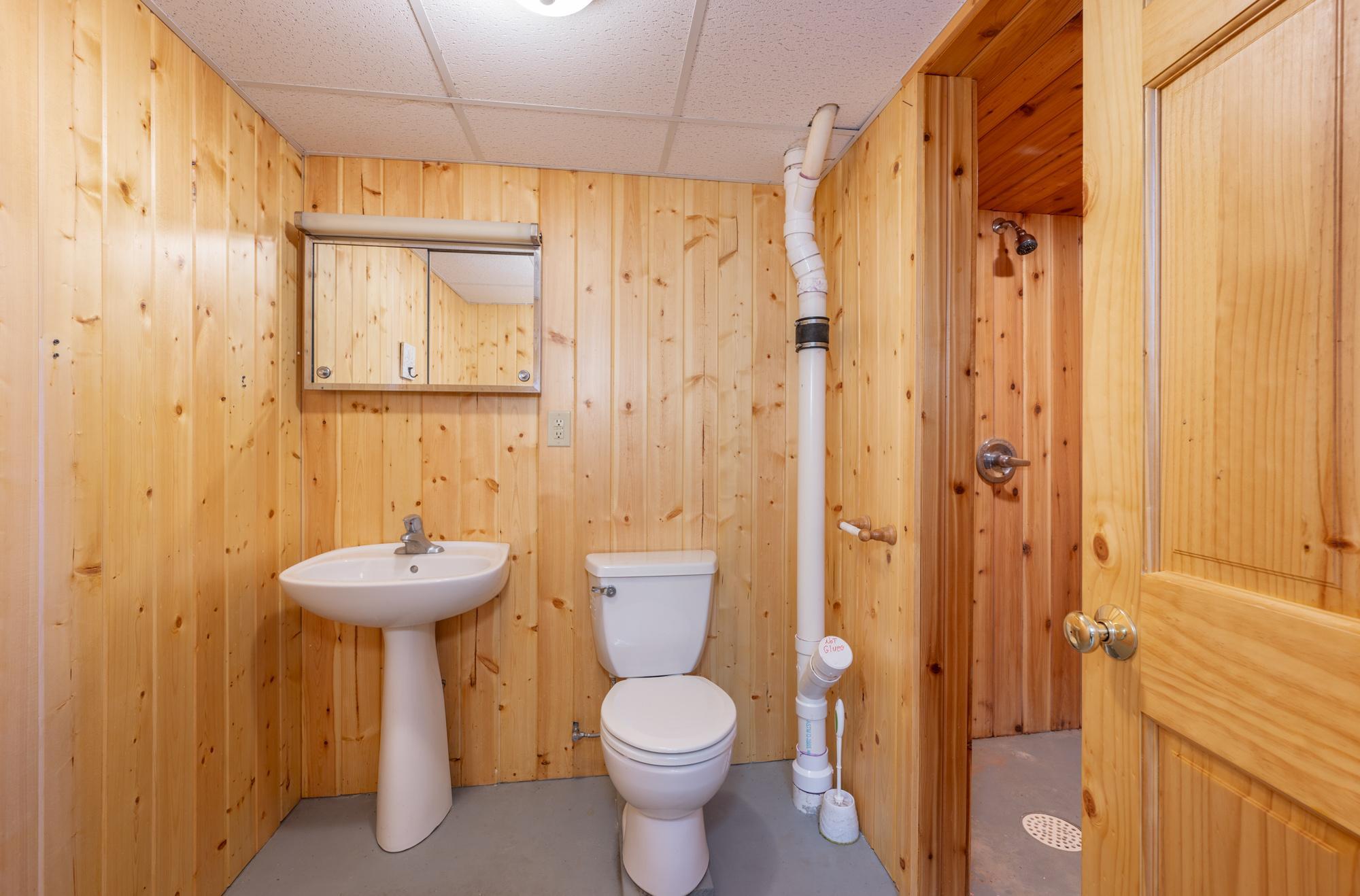 2008 single family home for sale at 27162 County Road 16 in Hibbing, MN — 2 bed, 3 bath (photo 42 of 50)