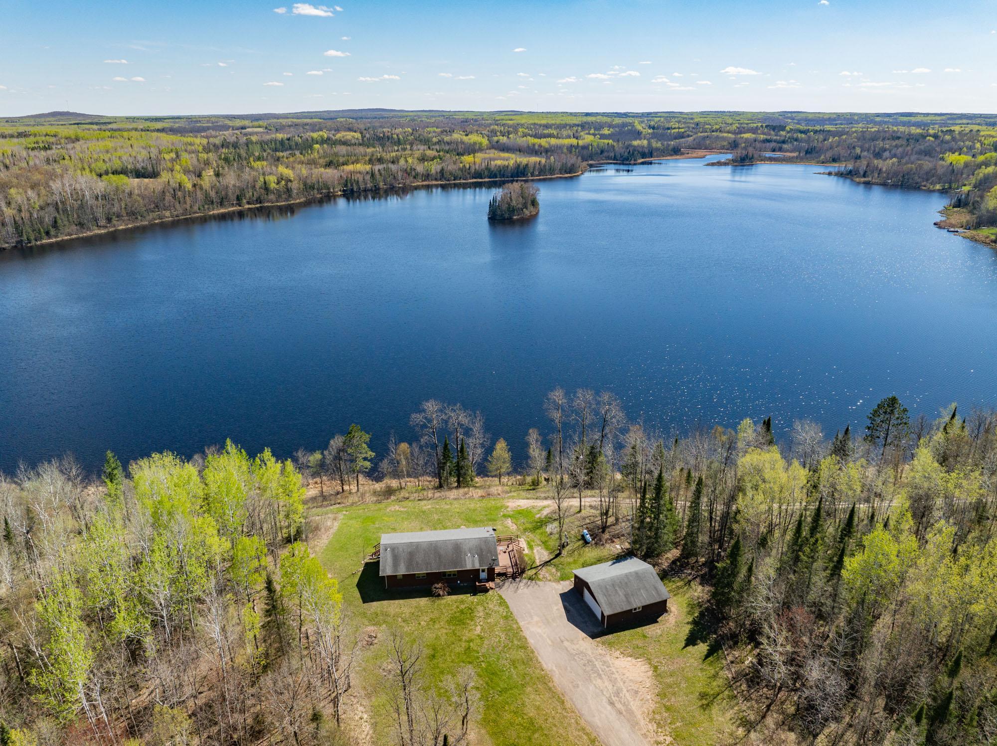 2008 single family home for sale at 27162 County Road 16 in Hibbing, MN — 2 bed, 3 bath (photo 7 of 50)