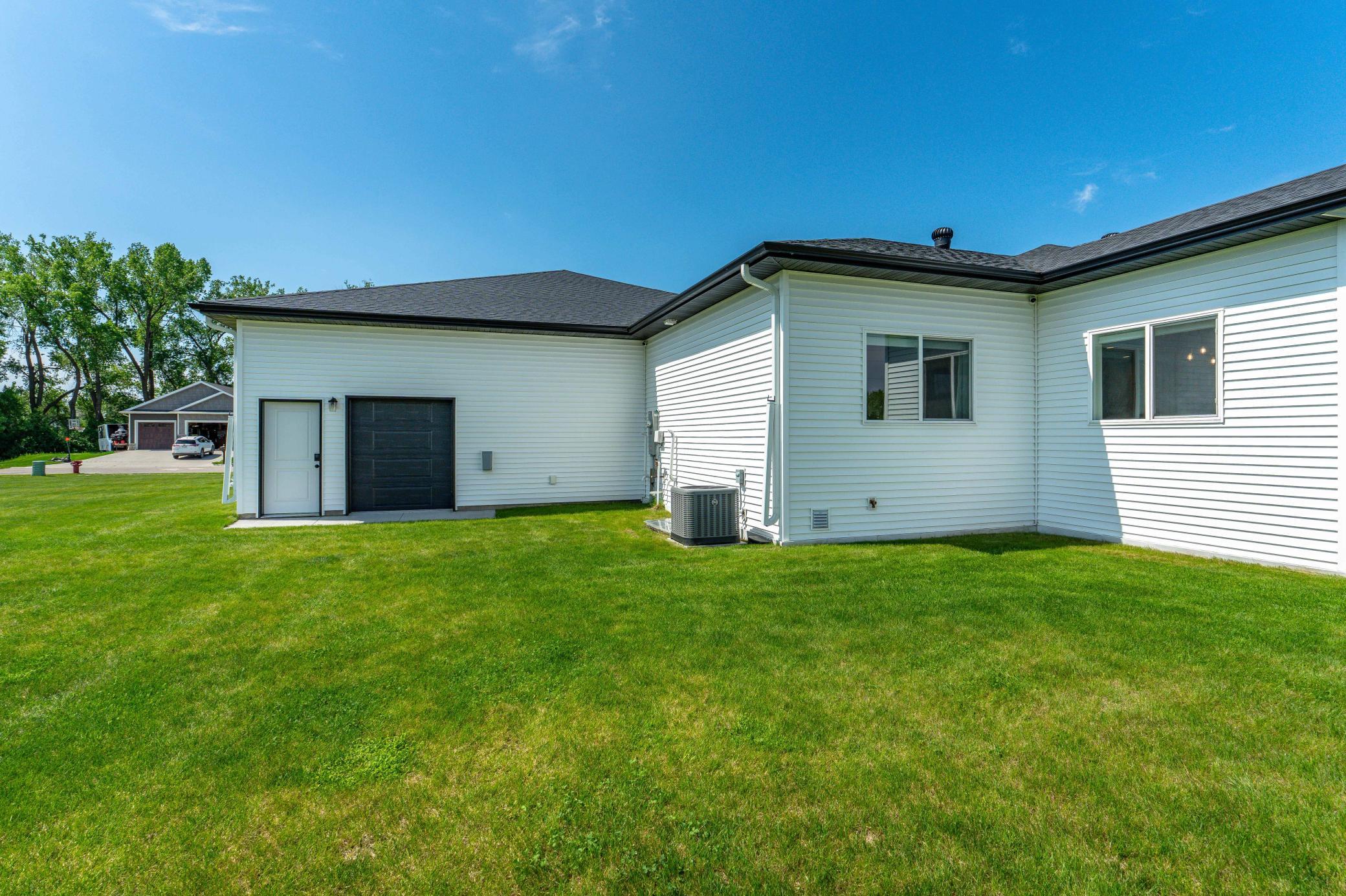 1426 SUMMERWOOD Trail W, Dilworth MN 56529 - Photo 11 of 74