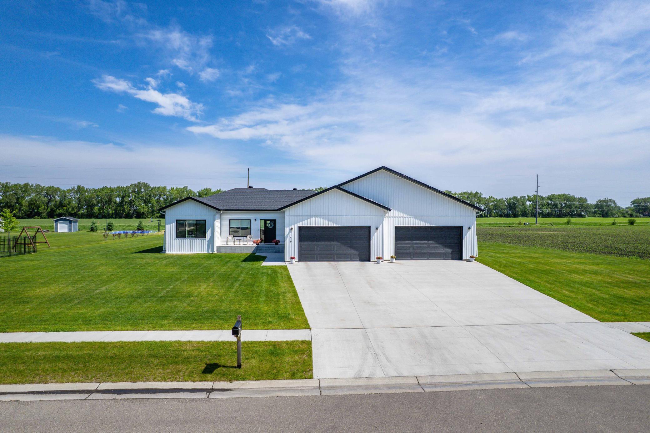 1426 SUMMERWOOD Trail W, Dilworth MN 56529 - Photo 65 of 74