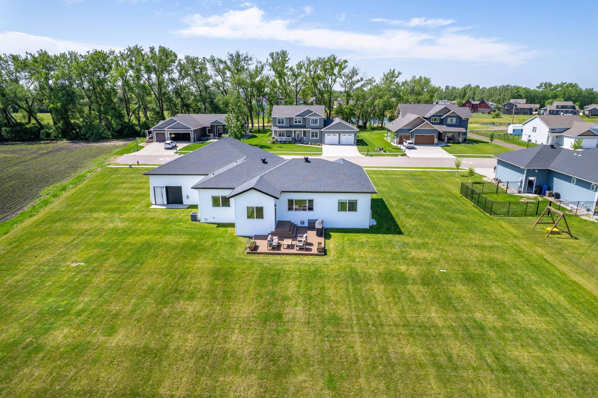 1426 SUMMERWOOD Trail W, Dilworth MN 56529 - Photo 72 of 74