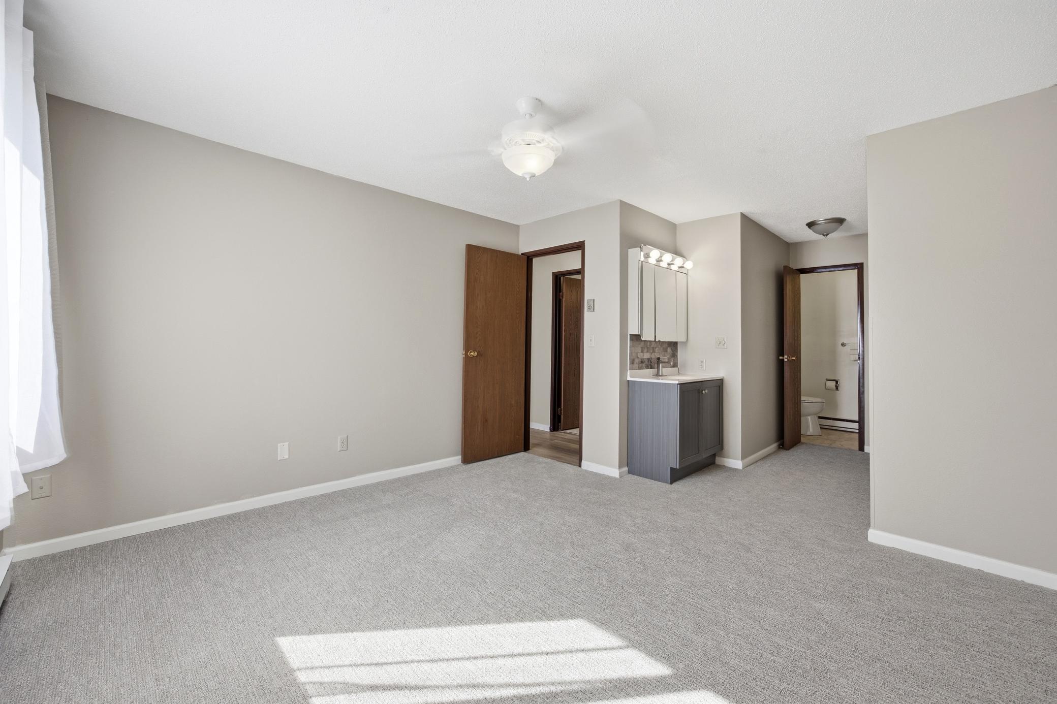 341 Prairiewood Circle S, Unit 208, Fargo ND 58103 - Photo 14 of 23