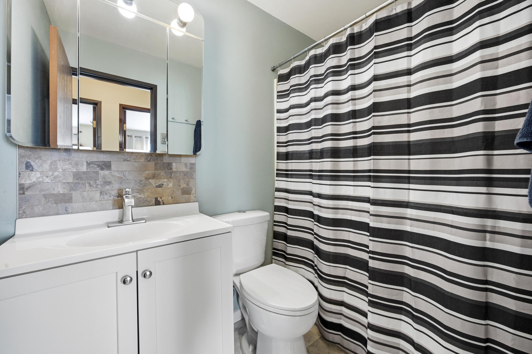 341 Prairiewood Circle S, Unit 208, Fargo ND 58103 - Photo 9 of 23