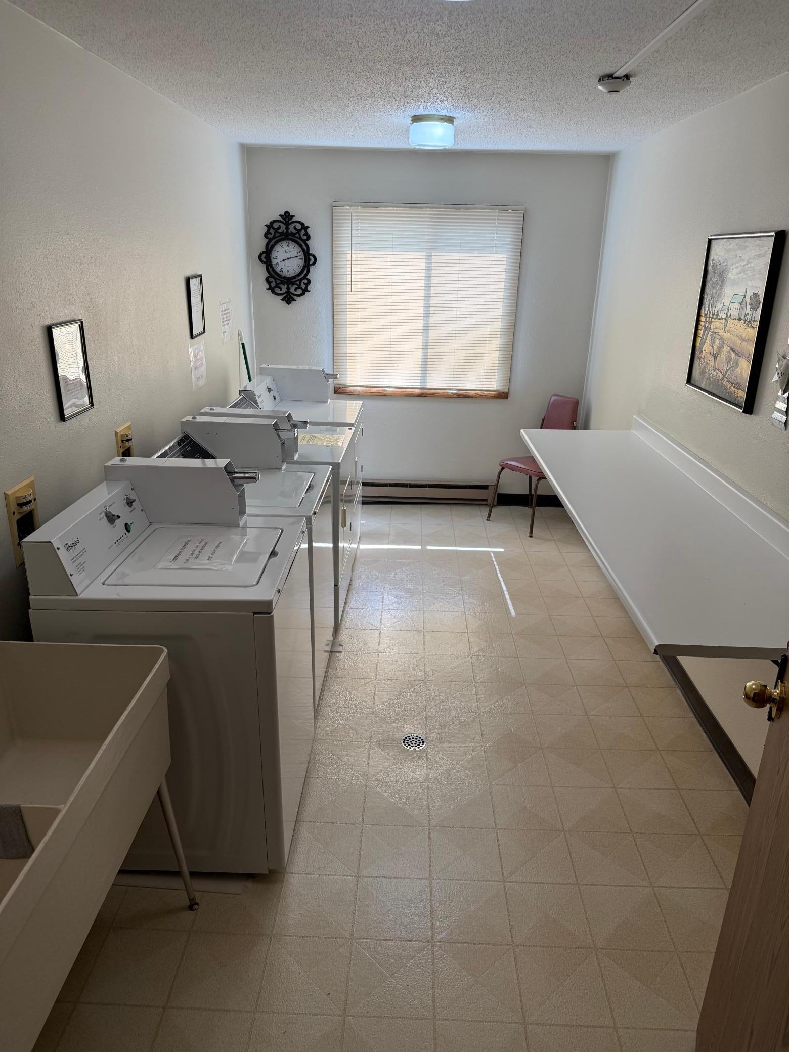 1980 condo for sale at 341 Prairiewood Circle S, Unit 208 in Fargo, ND — 2 bed, 2 bath (photo 23 of 24)